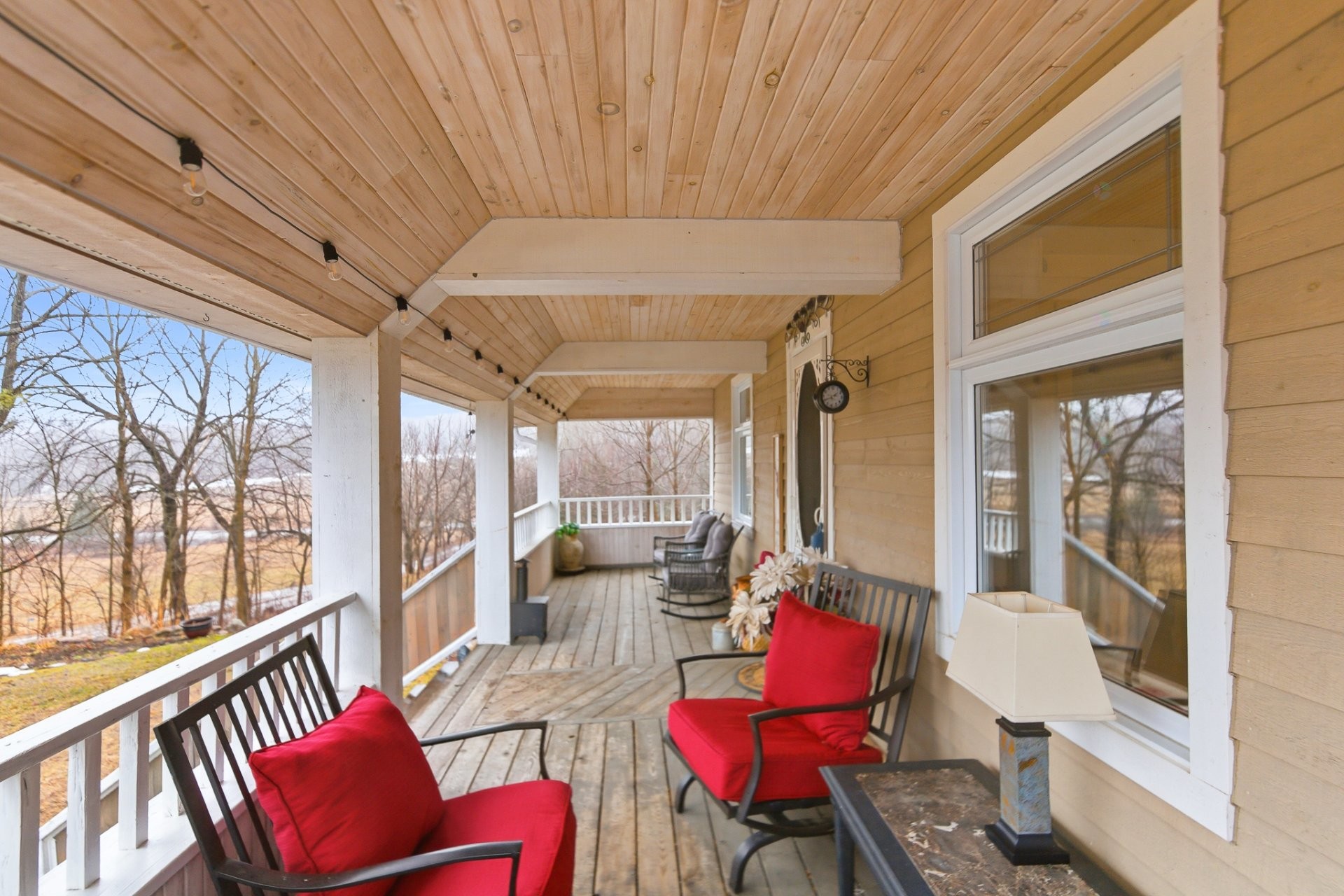 









107


Ch. des Érables

,
Val-des-Monts,




QC
J8N2T3

