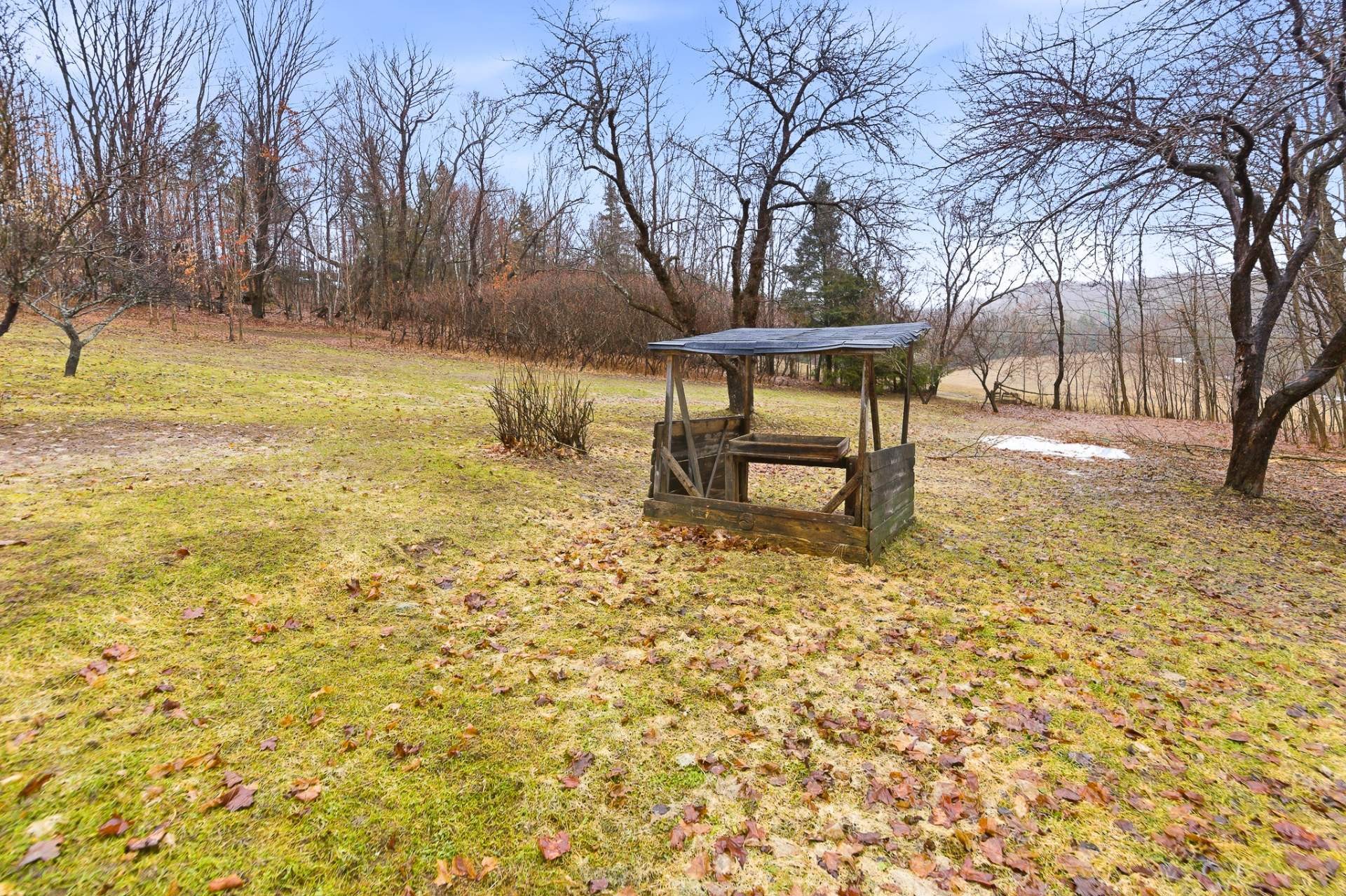 









107


Ch. des Érables

,
Val-des-Monts,




QC
J8N2T3

