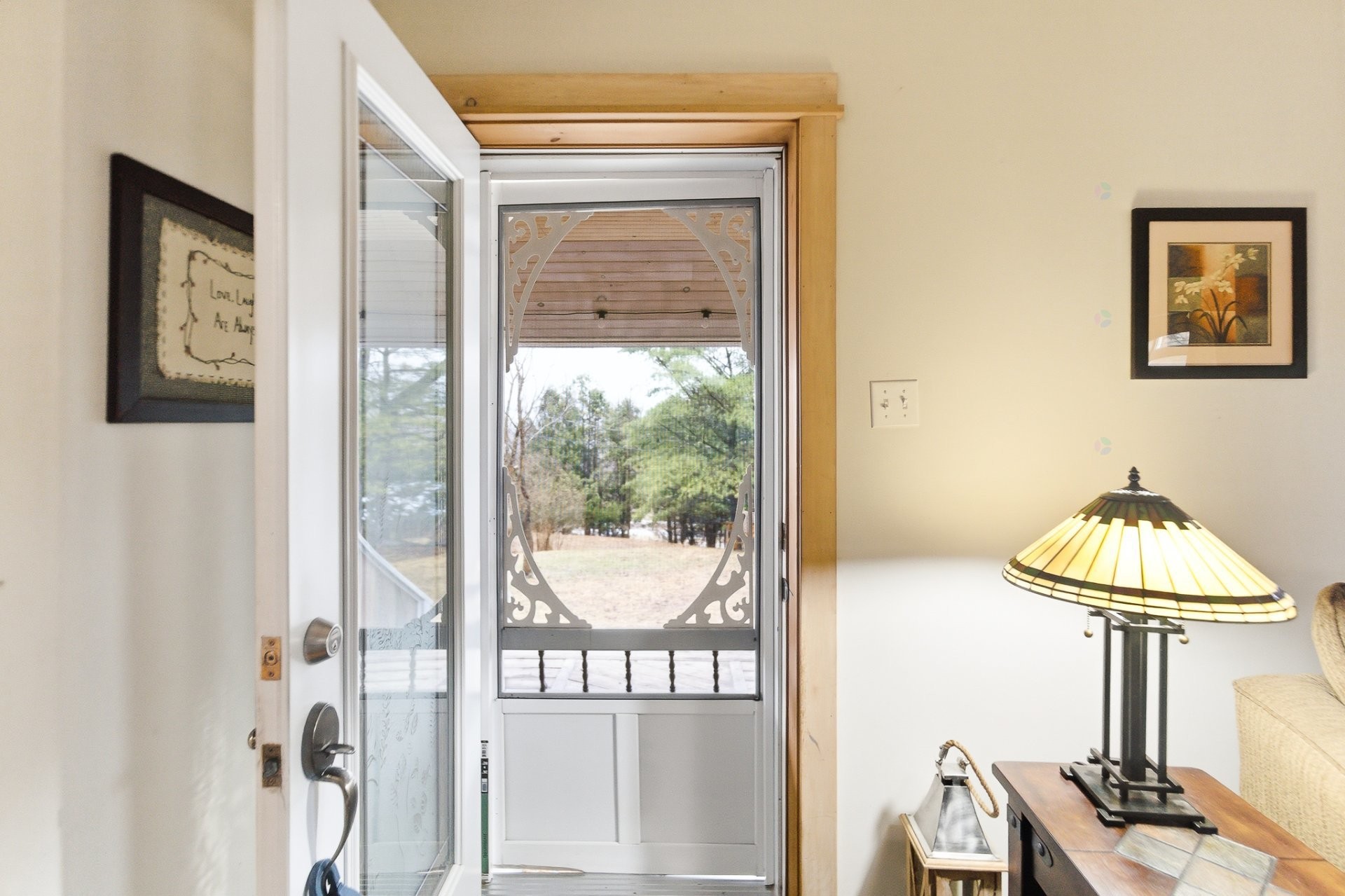 









107


Ch. des Érables

,
Val-des-Monts,




QC
J8N2T3

