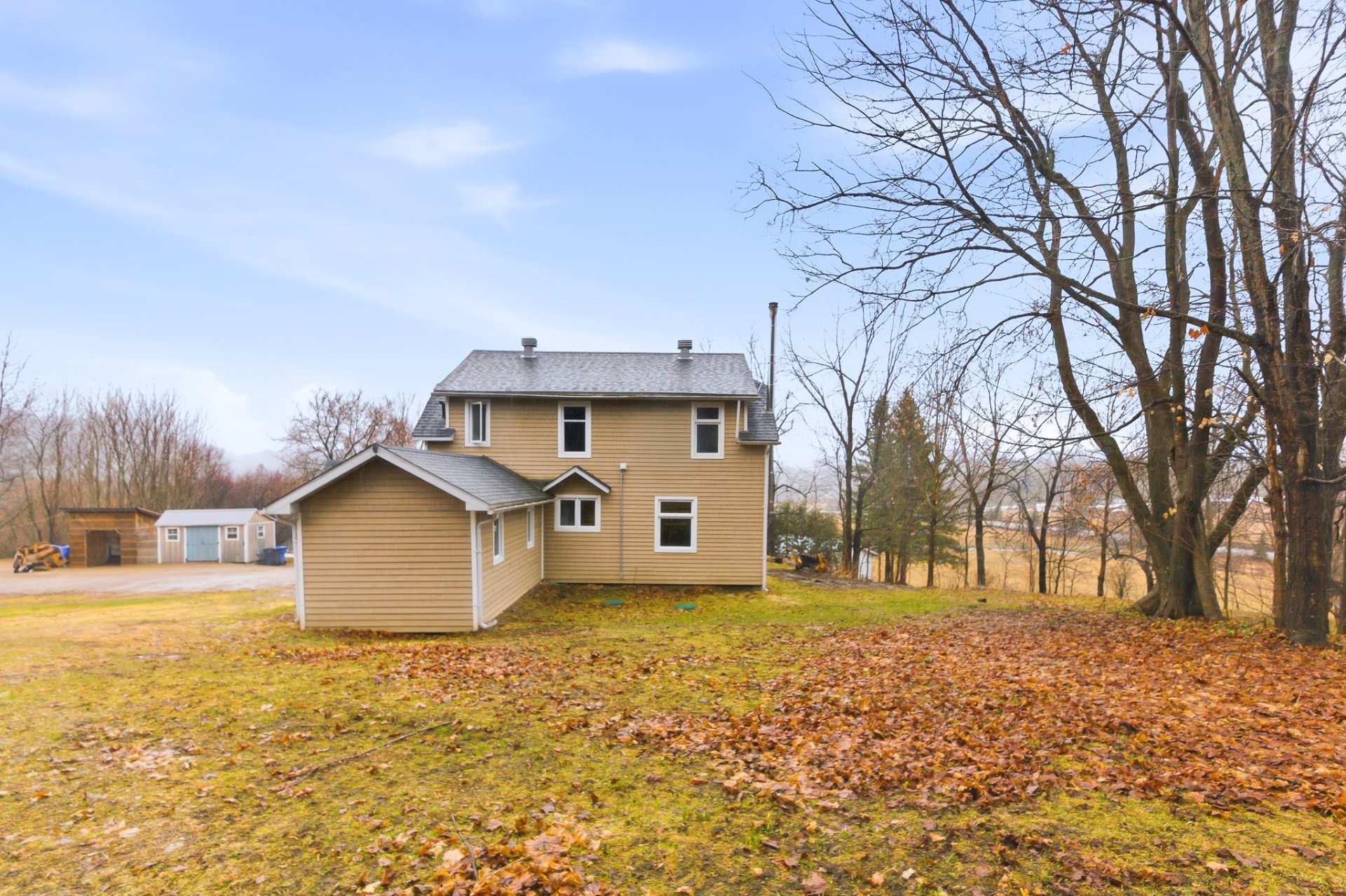 









107


Ch. des Érables

,
Val-des-Monts,




QC
J8N2T3

