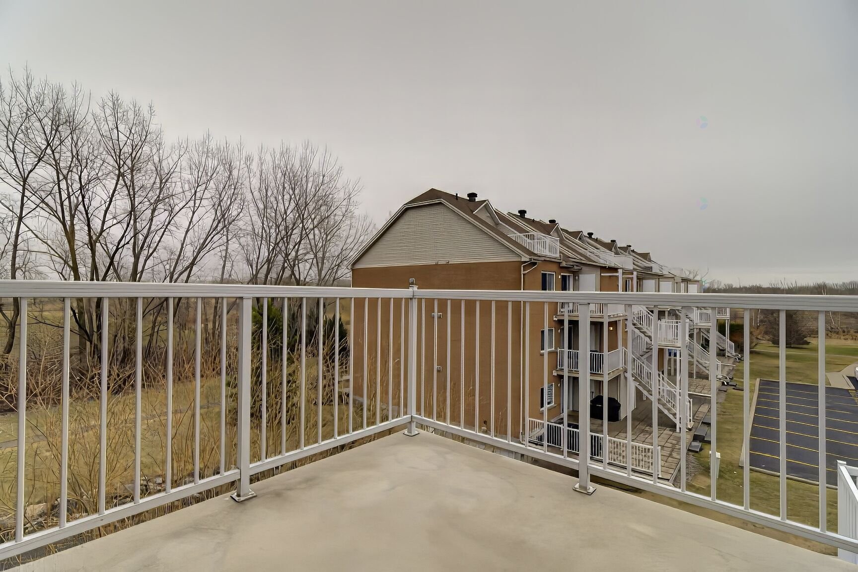 









9830


Rue Riverin

,
Brossard,




QC
J4X2Z3

