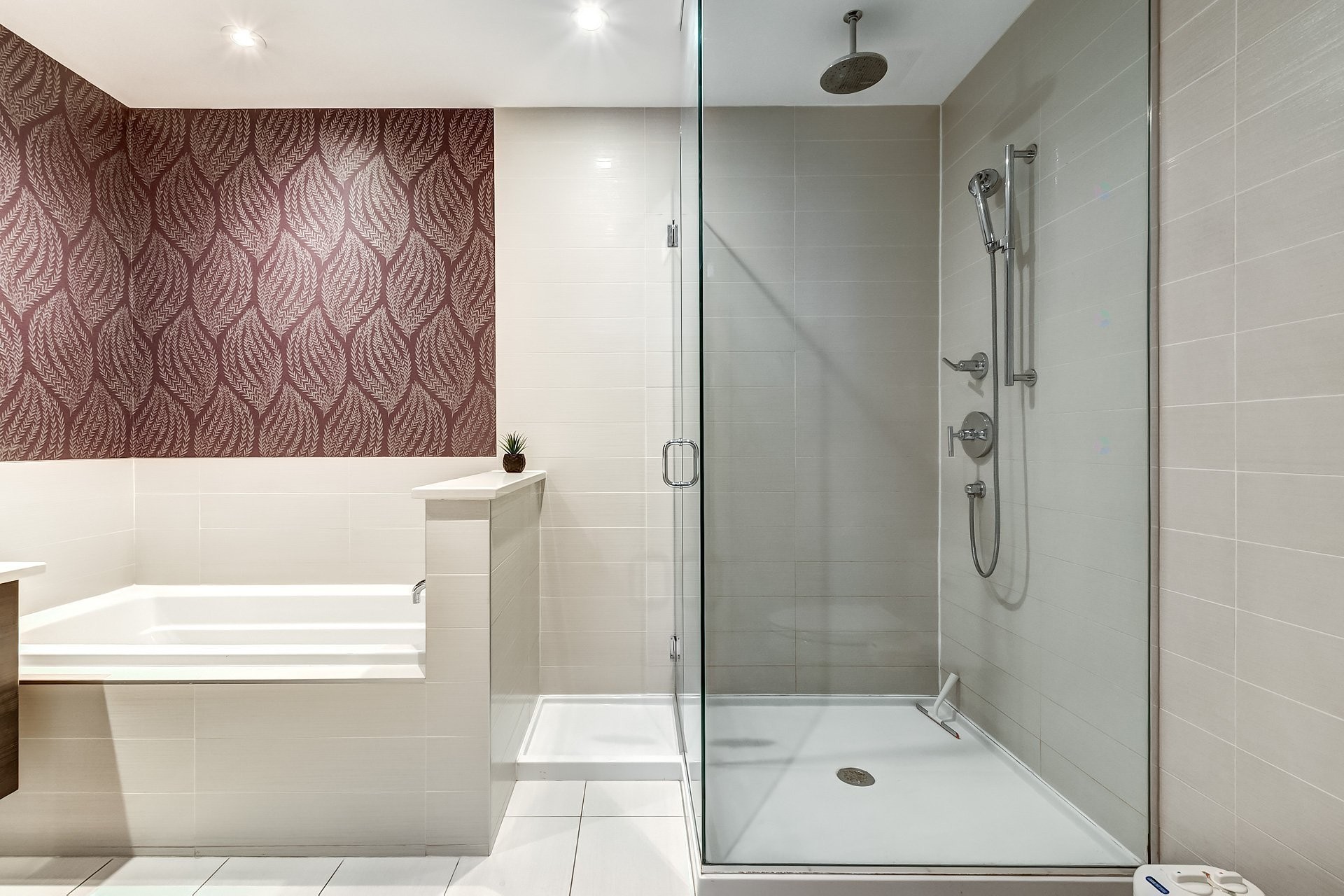 









4293


Rue Jean-Talon O.

, PH1005,
Montréal (Côte-des-Neiges/Notre-Dame-de-Grâce),




QC
H4P0B2

