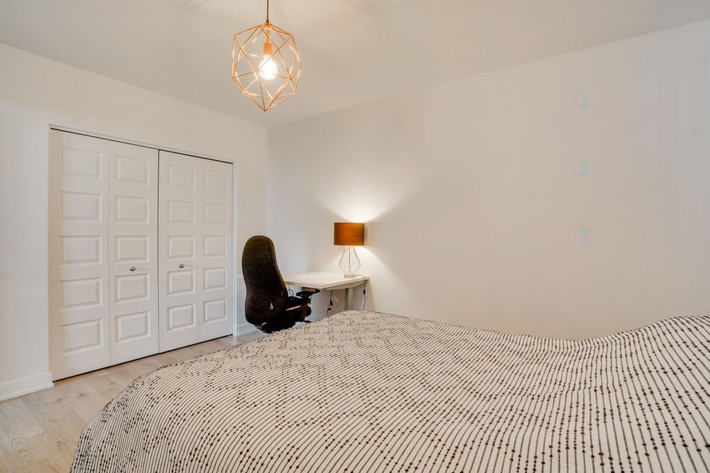 









230


Rue de Dublin

, 12,
Gatineau (Aylmer),




QC
J9J1P3

