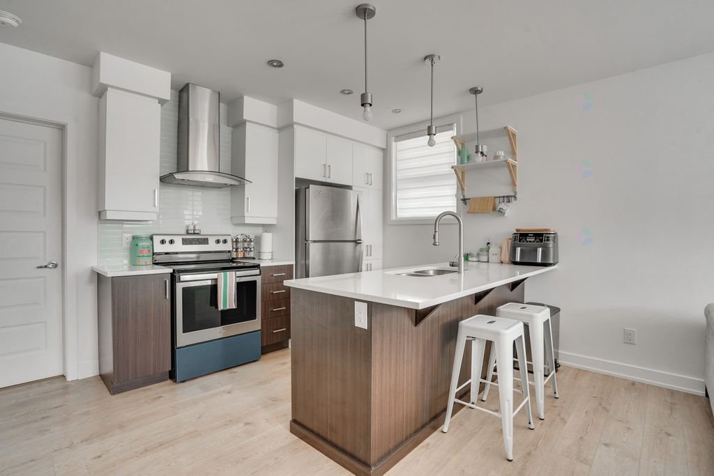 









230


Rue de Dublin

, 12,
Gatineau (Aylmer),




QC
J9J1P3

