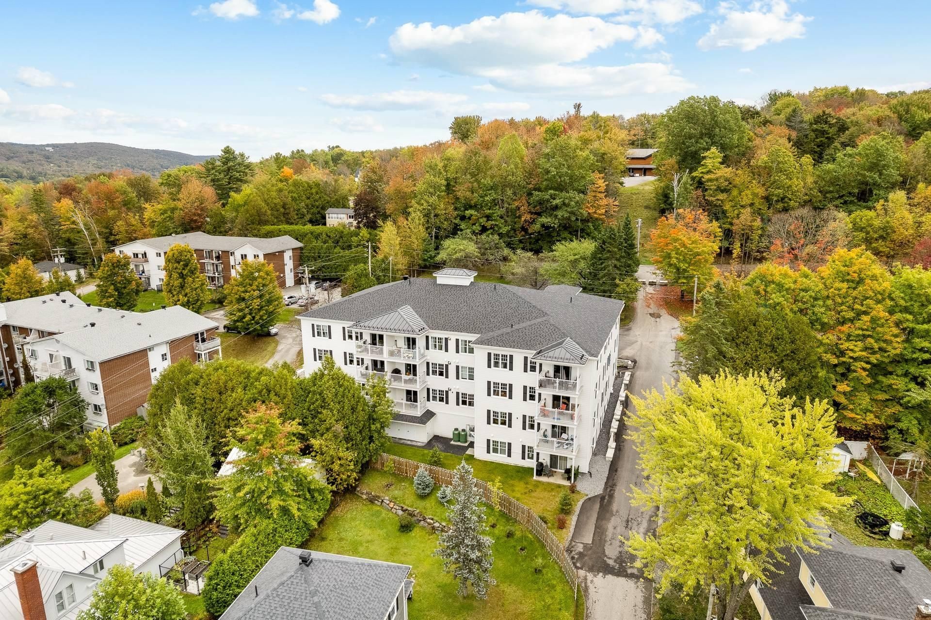 









977


Ch. Massawippi

, 8,
North Hatley,




QC
J0B2C0

