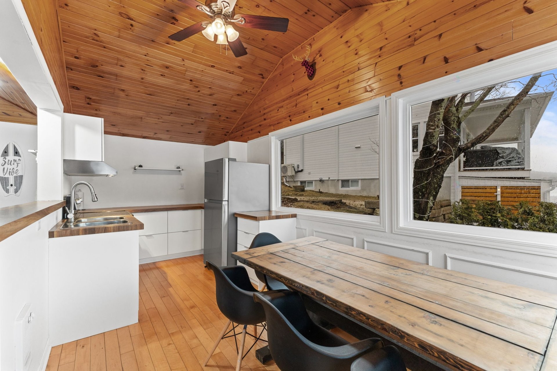 









614


Ch. du Tour-du-Lac

,
Lac-Simon,




QC
J8V1E0

