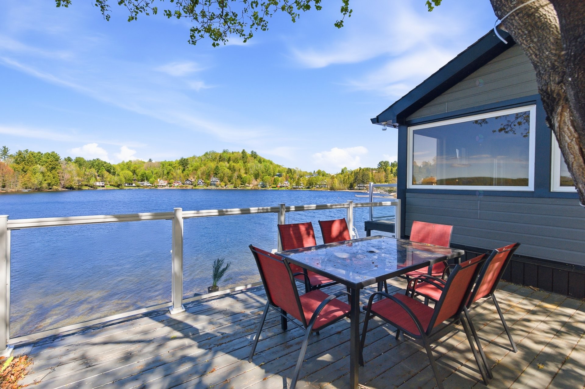 









614


Ch. du Tour-du-Lac

,
Lac-Simon,




QC
J8V1E0

