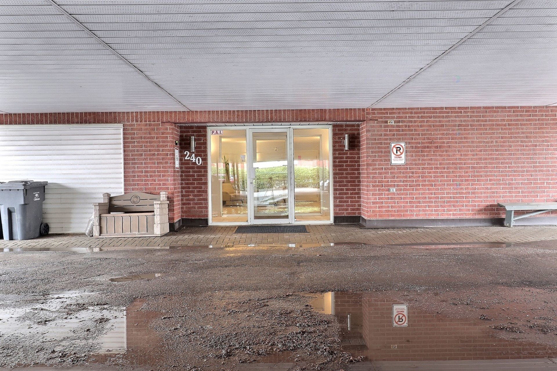 









240


Boul. de l'Hôpital

, 48,
Gatineau (Gatineau),




QC
J8T8J6

