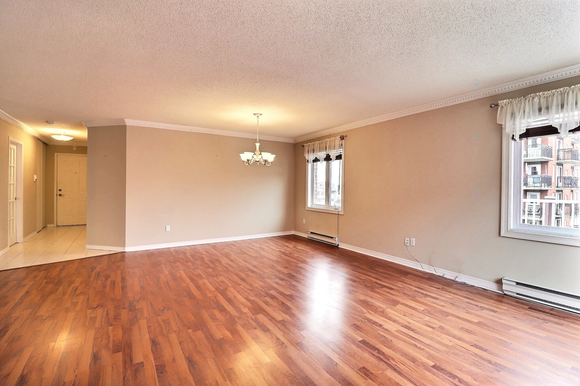 









240


Boul. de l'Hôpital

, 48,
Gatineau (Gatineau),




QC
J8T8J6

