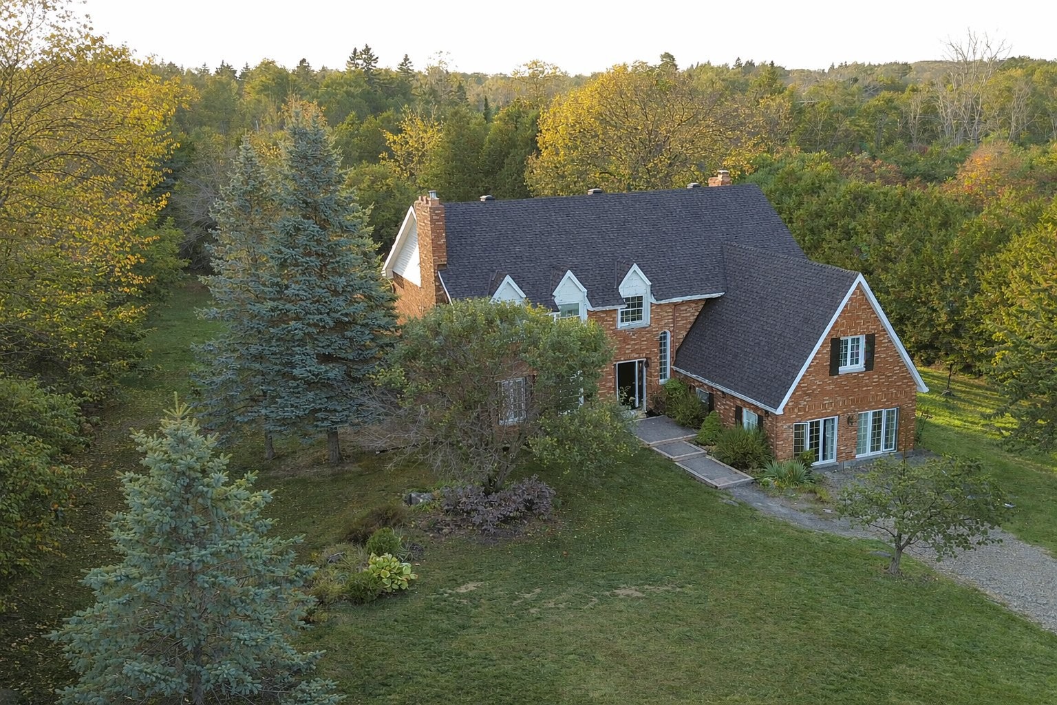 









407


Rue Mozart

,
Gatineau (Aylmer),




QC
J9J3C2

