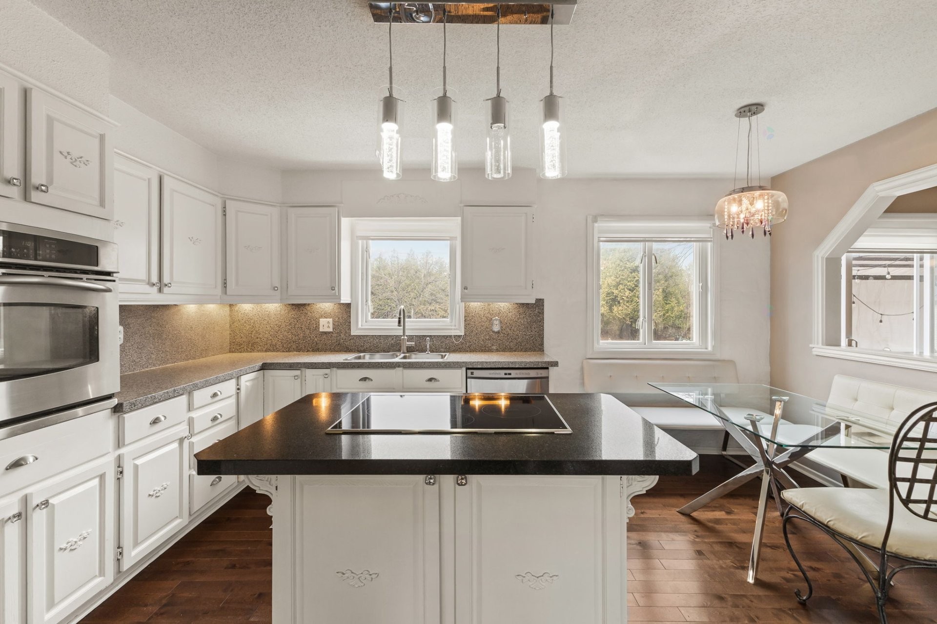 









407


Rue Mozart

,
Gatineau (Aylmer),




QC
J9J3C2

