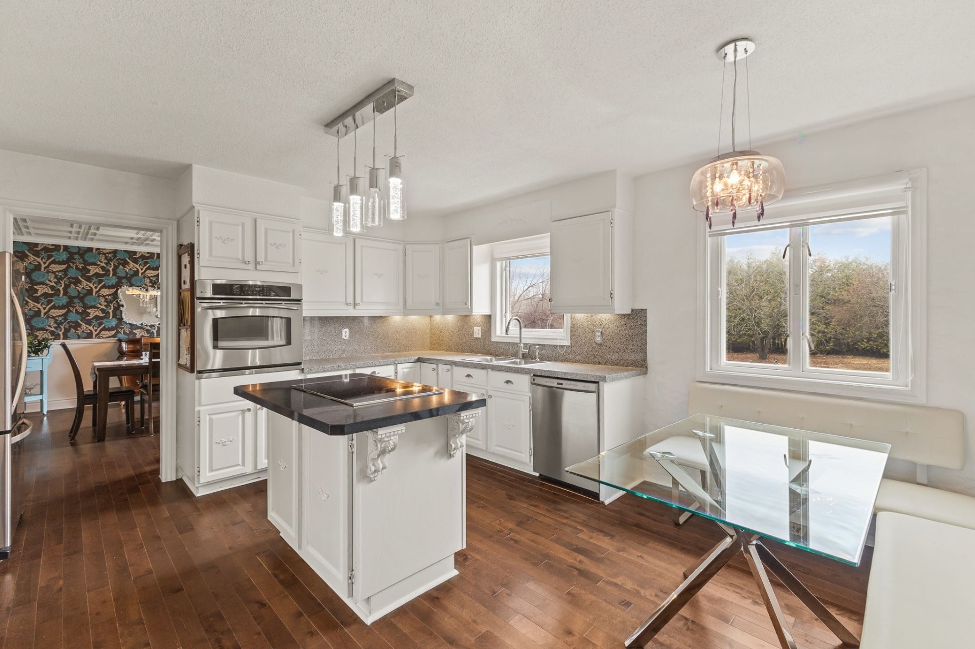 









407


Rue Mozart

,
Gatineau (Aylmer),




QC
J9J3C2


