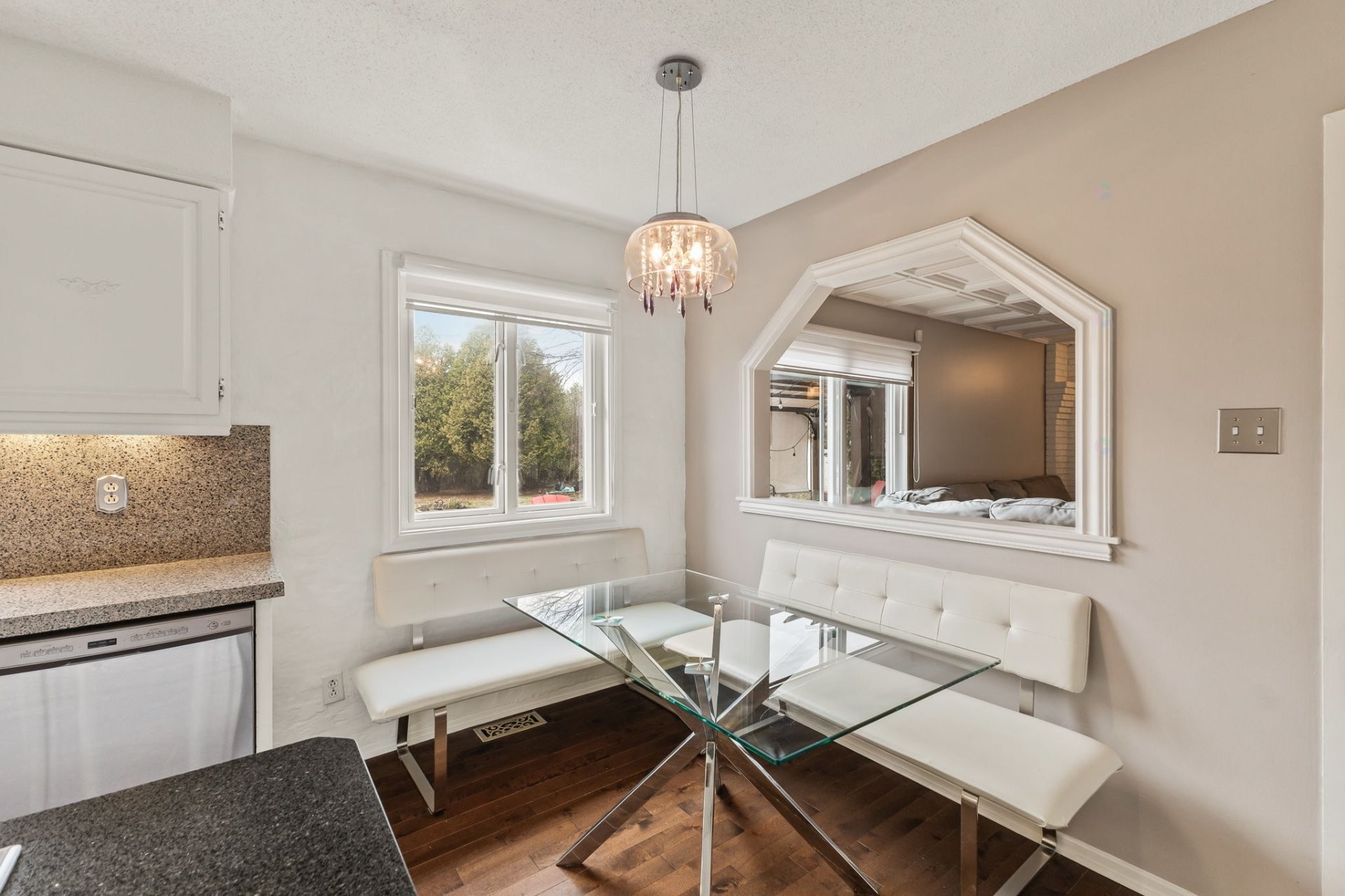 









407


Rue Mozart

,
Gatineau (Aylmer),




QC
J9J3C2

