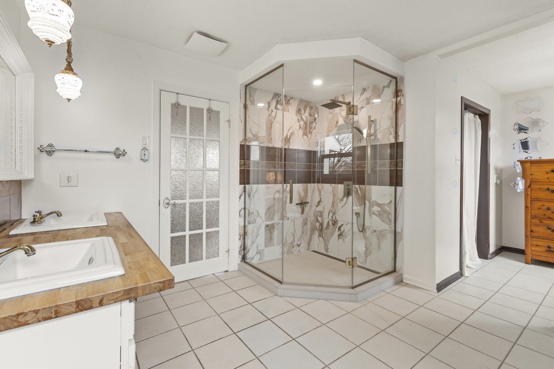 









407


Rue Mozart

,
Gatineau (Aylmer),




QC
J9J3C2


