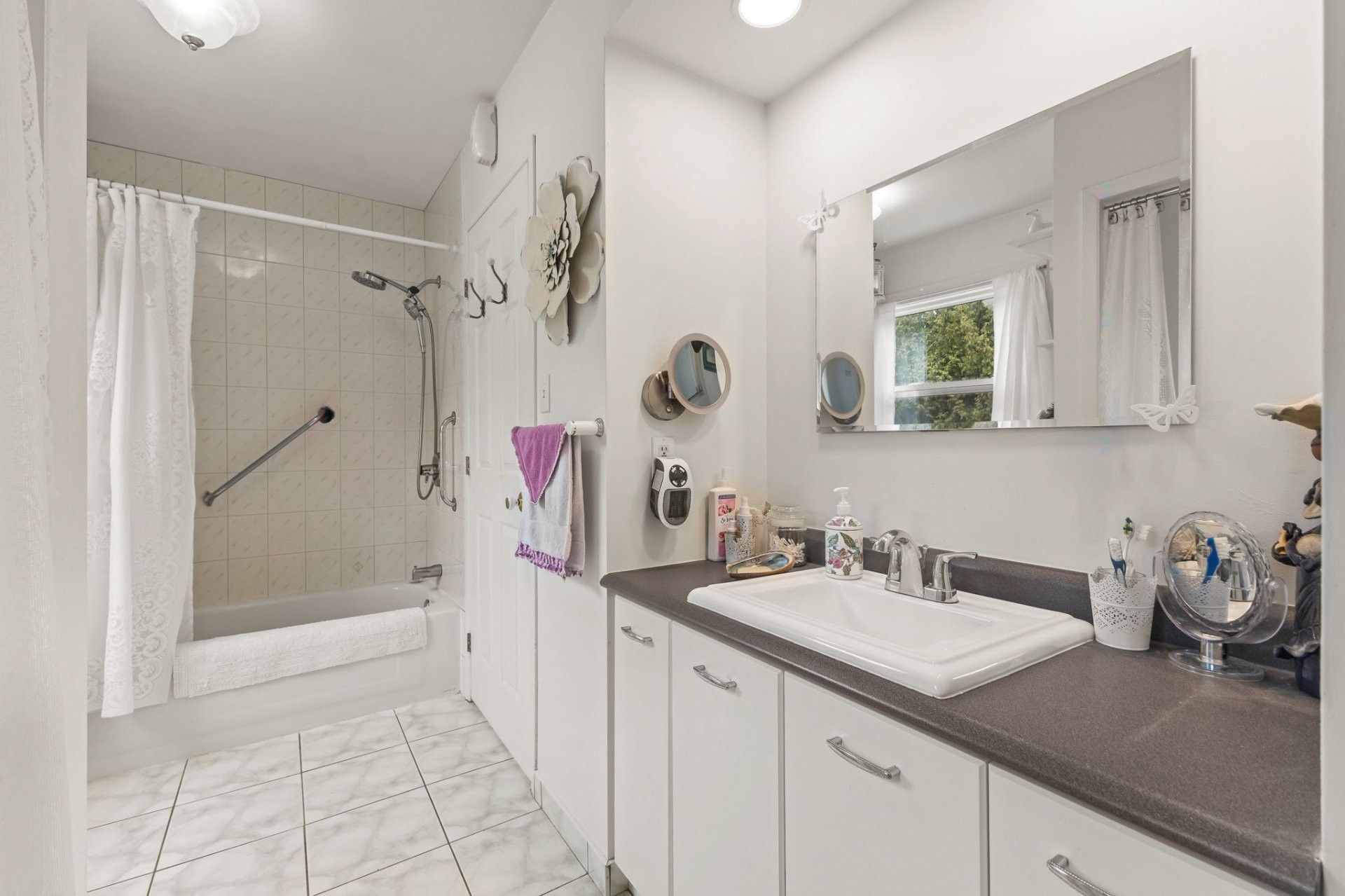 









407


Rue Mozart

,
Gatineau (Aylmer),




QC
J9J3C2

