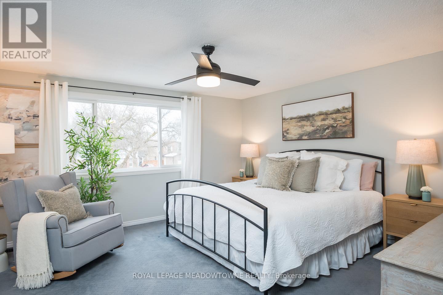 












833 LAURIER AVENUE

,
Milton,




Ontario
L9T4H4

