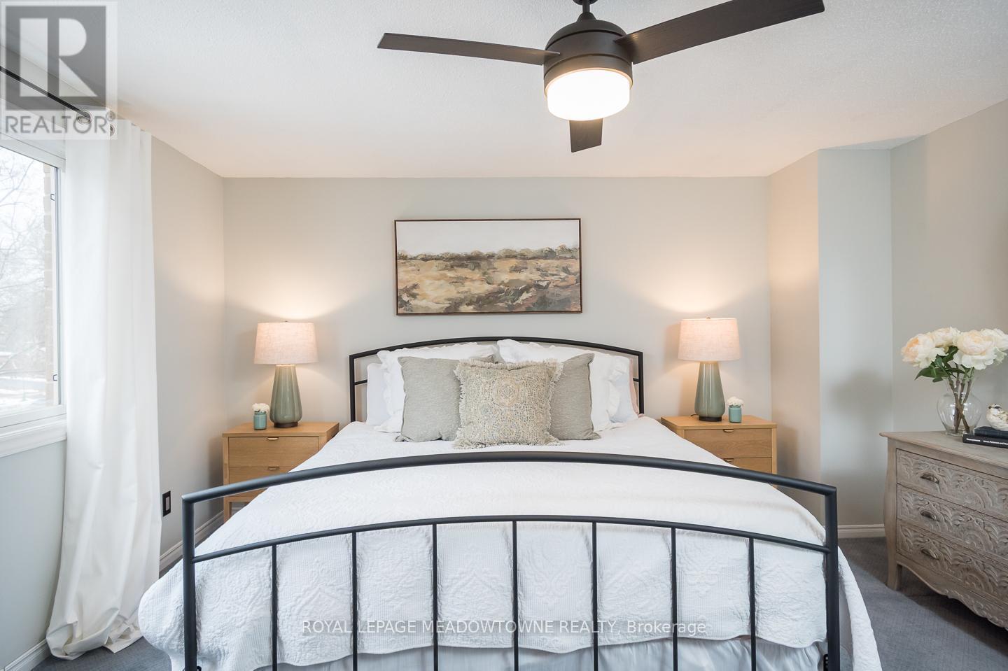 












833 LAURIER AVENUE

,
Milton,




Ontario
L9T4H4

