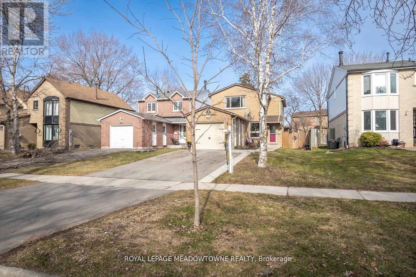 












833 LAURIER AVENUE

,
Milton,




Ontario
L9T4H4

