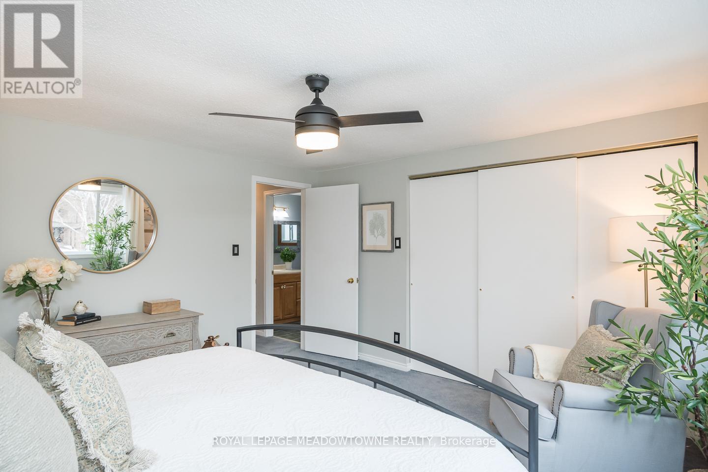 












833 LAURIER AVENUE

,
Milton,




Ontario
L9T4H4

