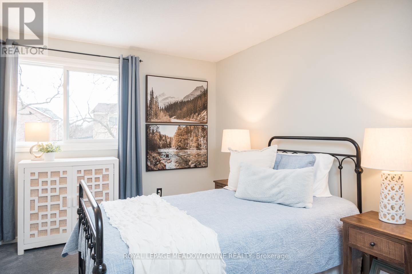 












833 LAURIER AVENUE

,
Milton,




Ontario
L9T4H4

