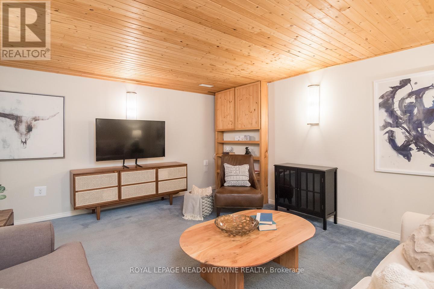 












833 LAURIER AVENUE

,
Milton,




Ontario
L9T4H4

