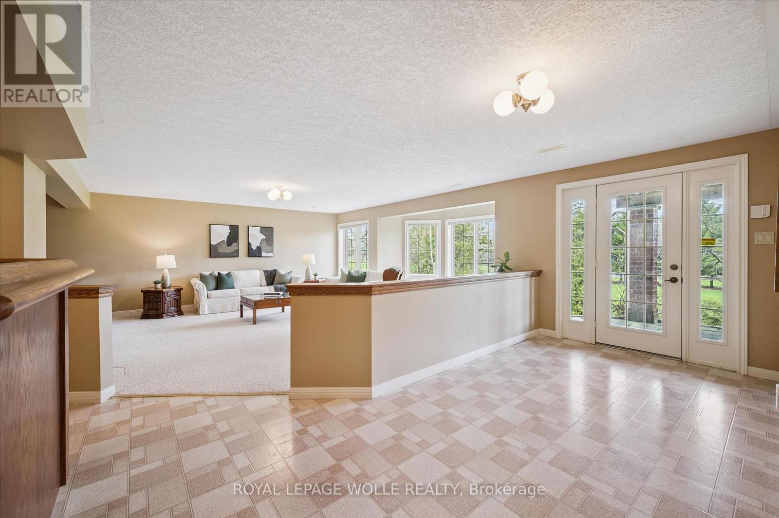 












152 GOLF LINKS DRIVE

,
Wilmot,




Ontario
N3A3P1

