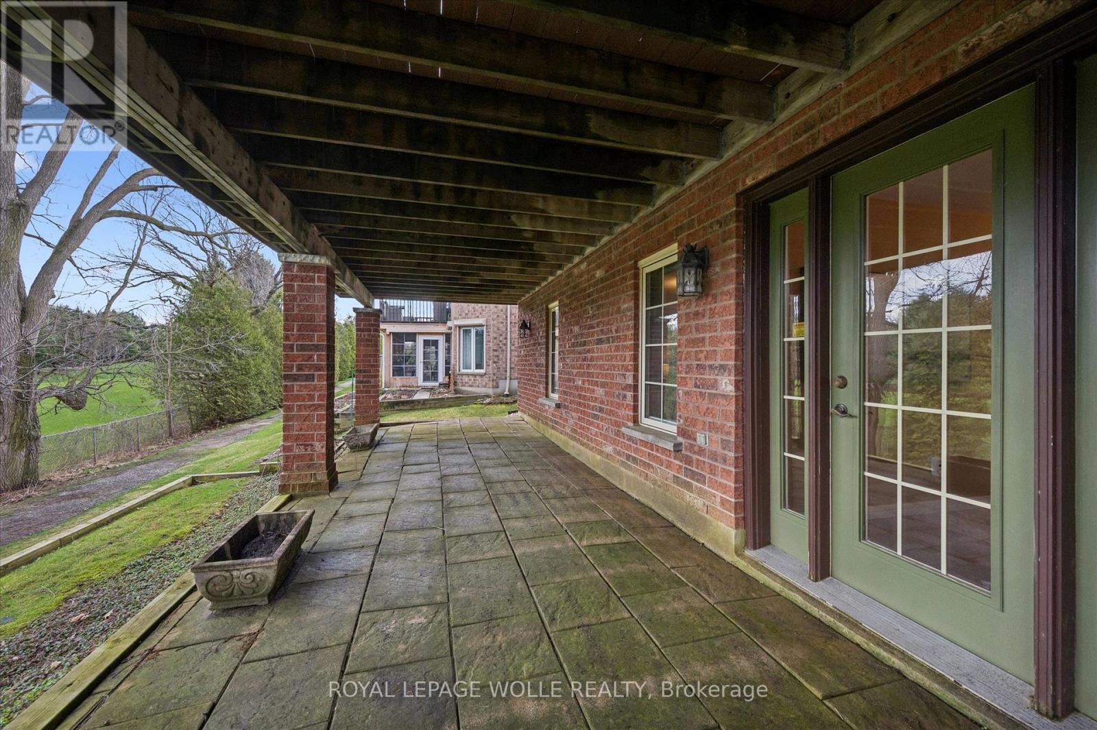












152 GOLF LINKS DRIVE

,
Wilmot,




Ontario
N3A3P1

