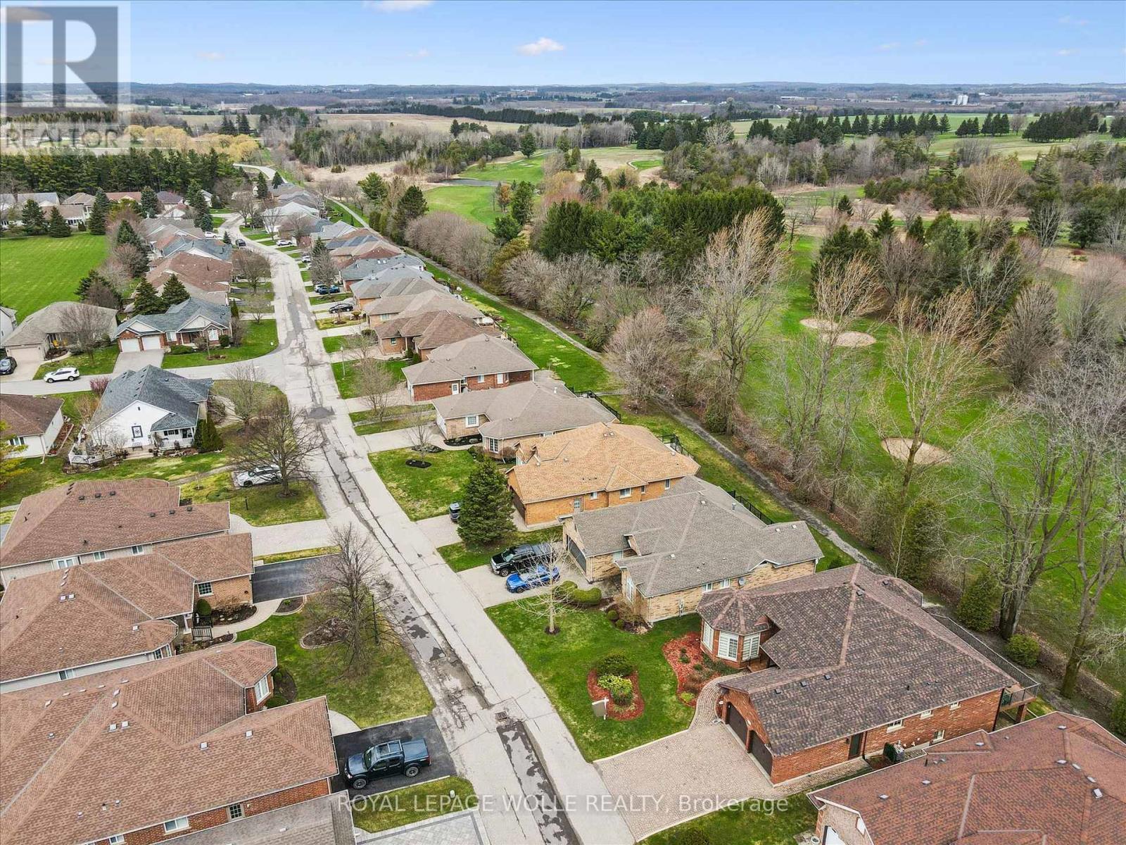 












152 GOLF LINKS DRIVE

,
Wilmot,




Ontario
N3A3P1

