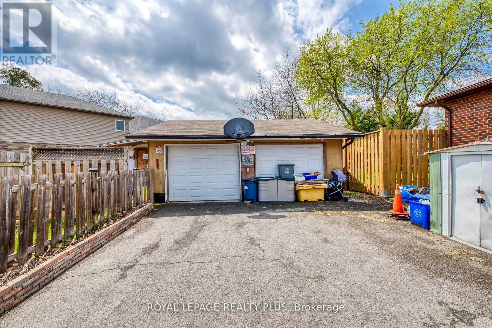 












128 PARNELL ROAD

,
St. Catharines,




Ontario
L2M1V4

