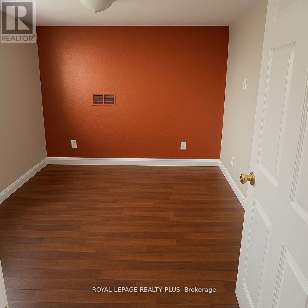 












128 PARNELL ROAD

,
St. Catharines,




Ontario
L2M1V4


