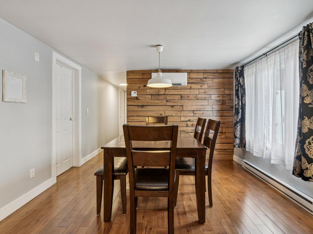 









3520


Rue Gilbert

,
La Plaine (Terrebonne),




QC
J7M2C1

