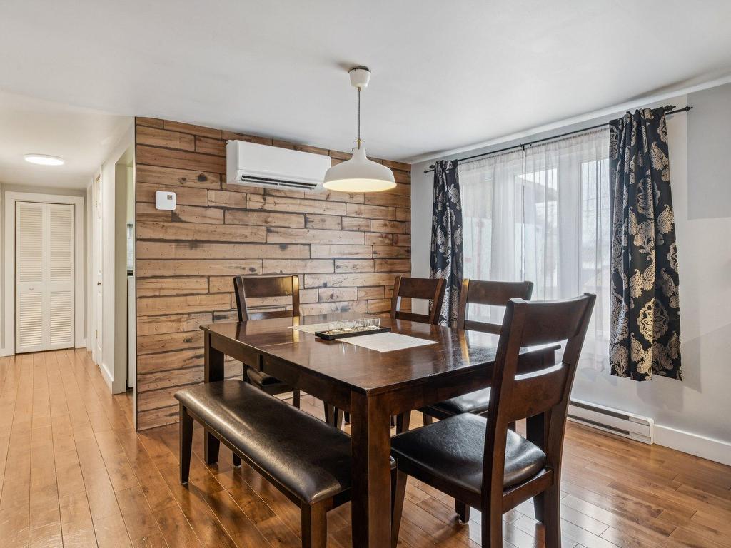 









3520


Rue Gilbert

,
La Plaine (Terrebonne),




QC
J7M2C1

