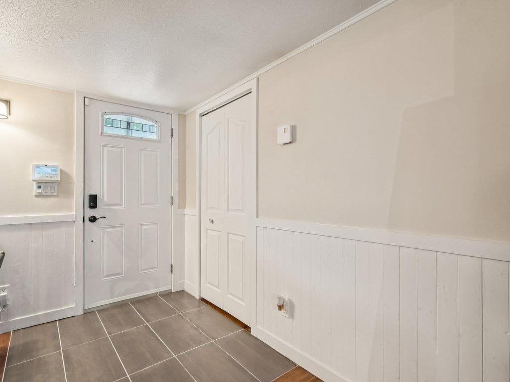 









3520


Rue Gilbert

,
La Plaine (Terrebonne),




QC
J7M2C1

