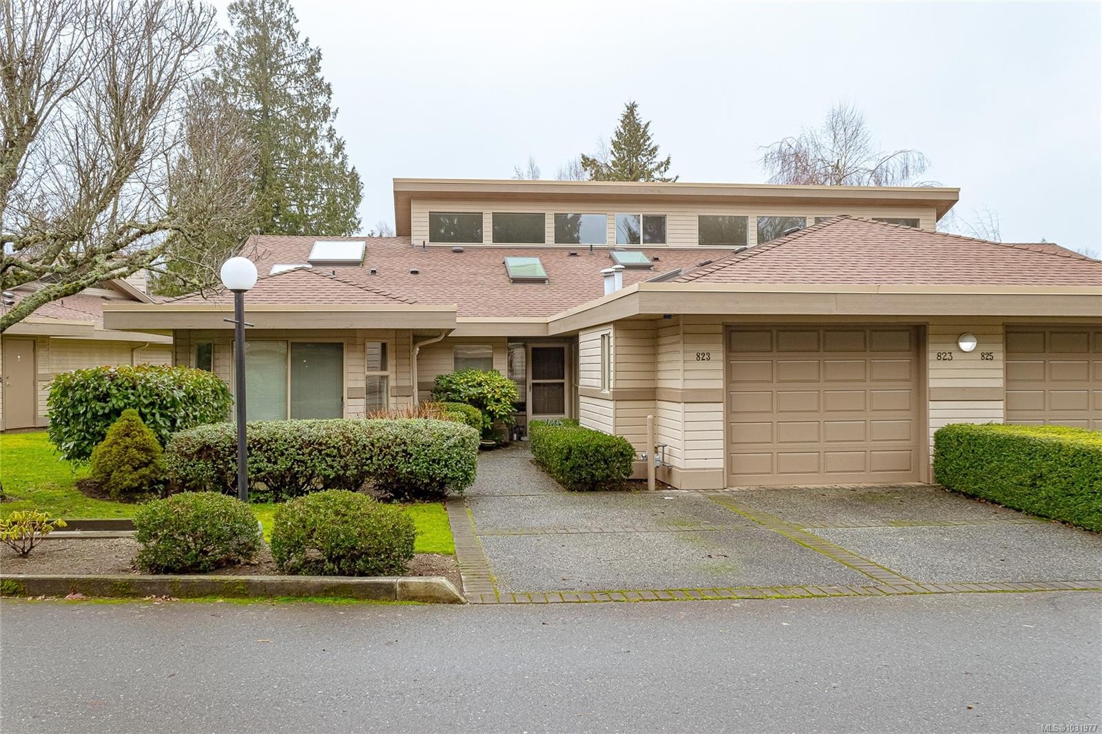 









823


Lakes

Blvd,
Parksville,




BC
V9P 2P8

