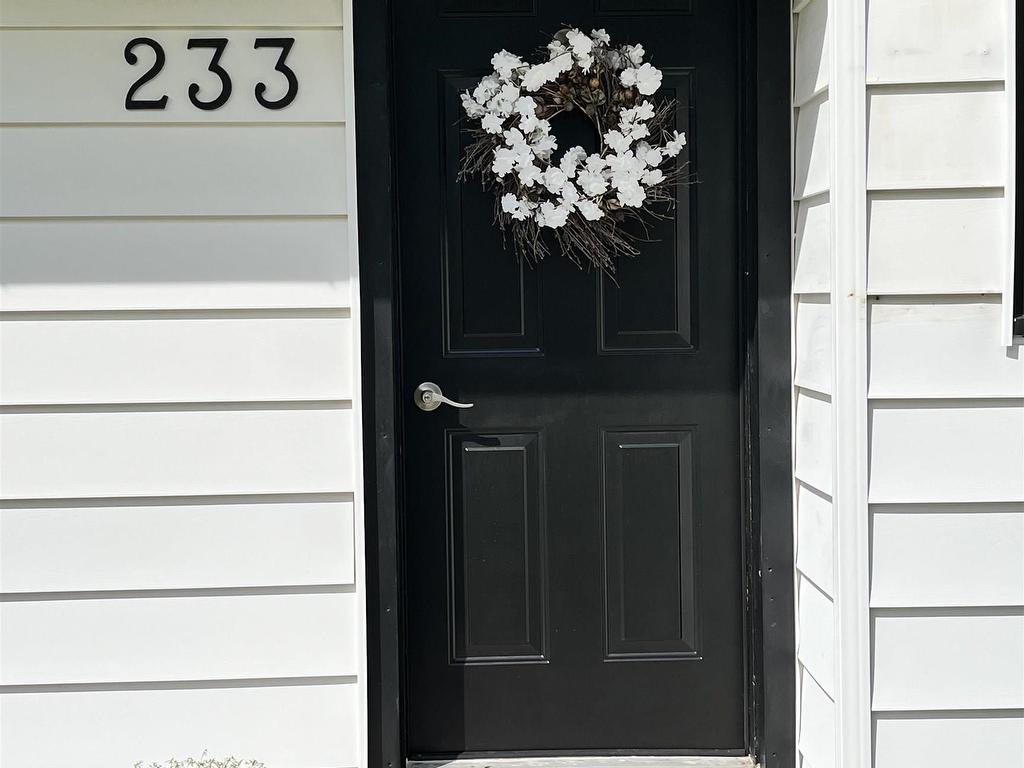 












233 Greenfield Road

,
Murray Siding,




NS
B6L 3M6

