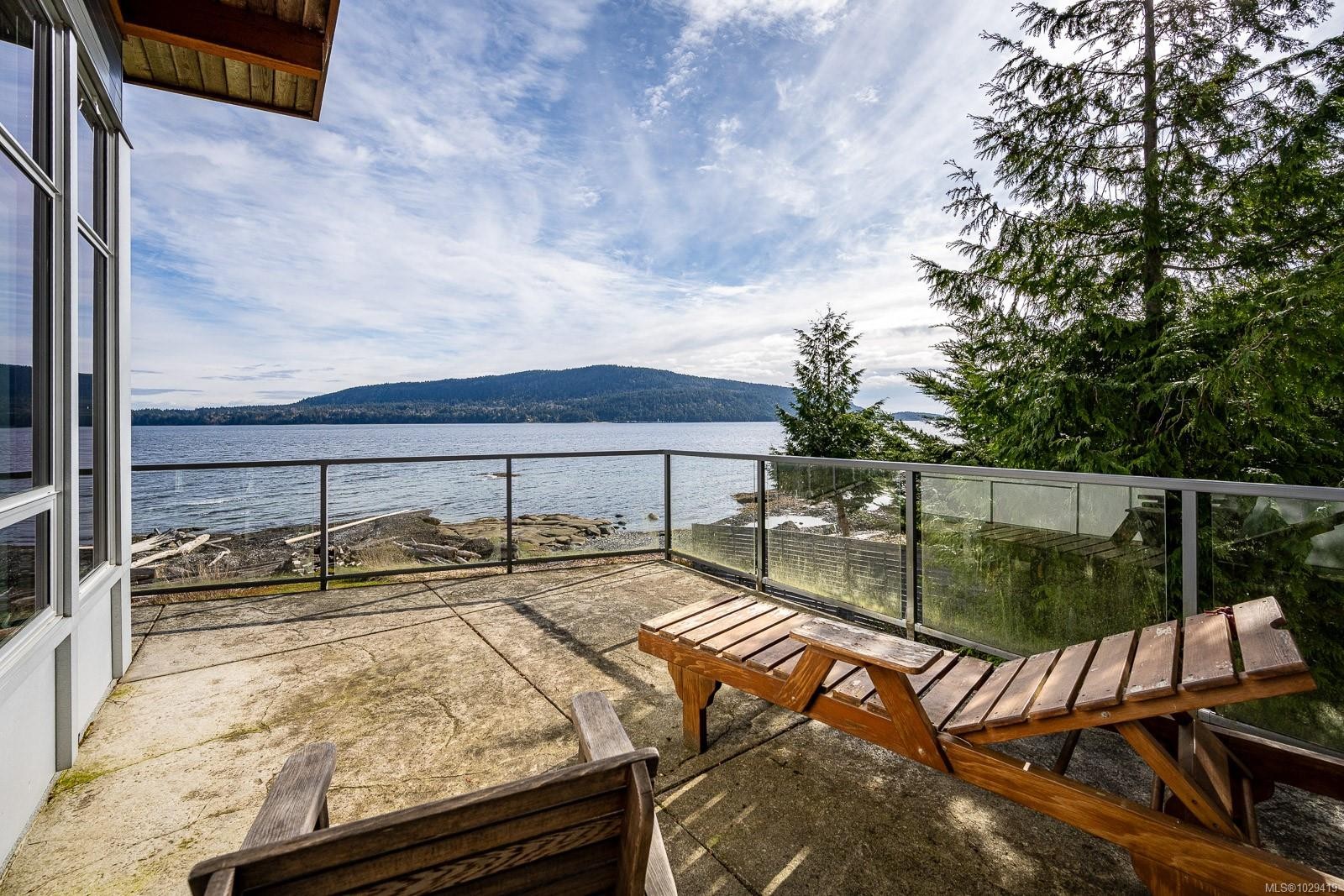 









3870


East

Rd,
Denman Island,




BC
V0R 1T0

