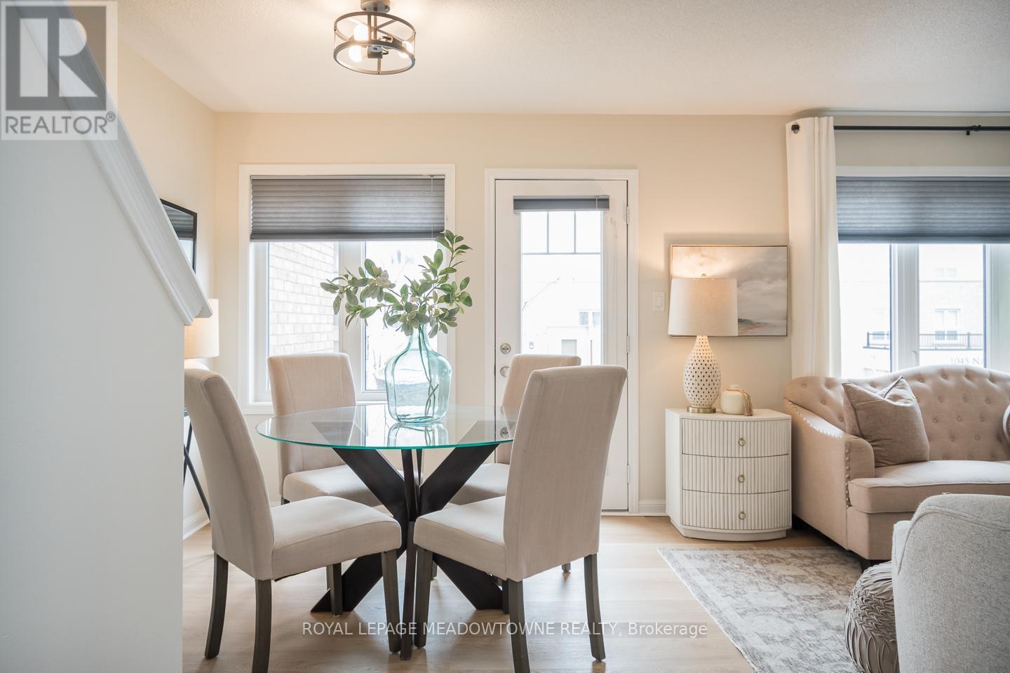 












12 - 1025 NADALIN HEIGHTS

,
Milton,




Ontario
L9T8R3

