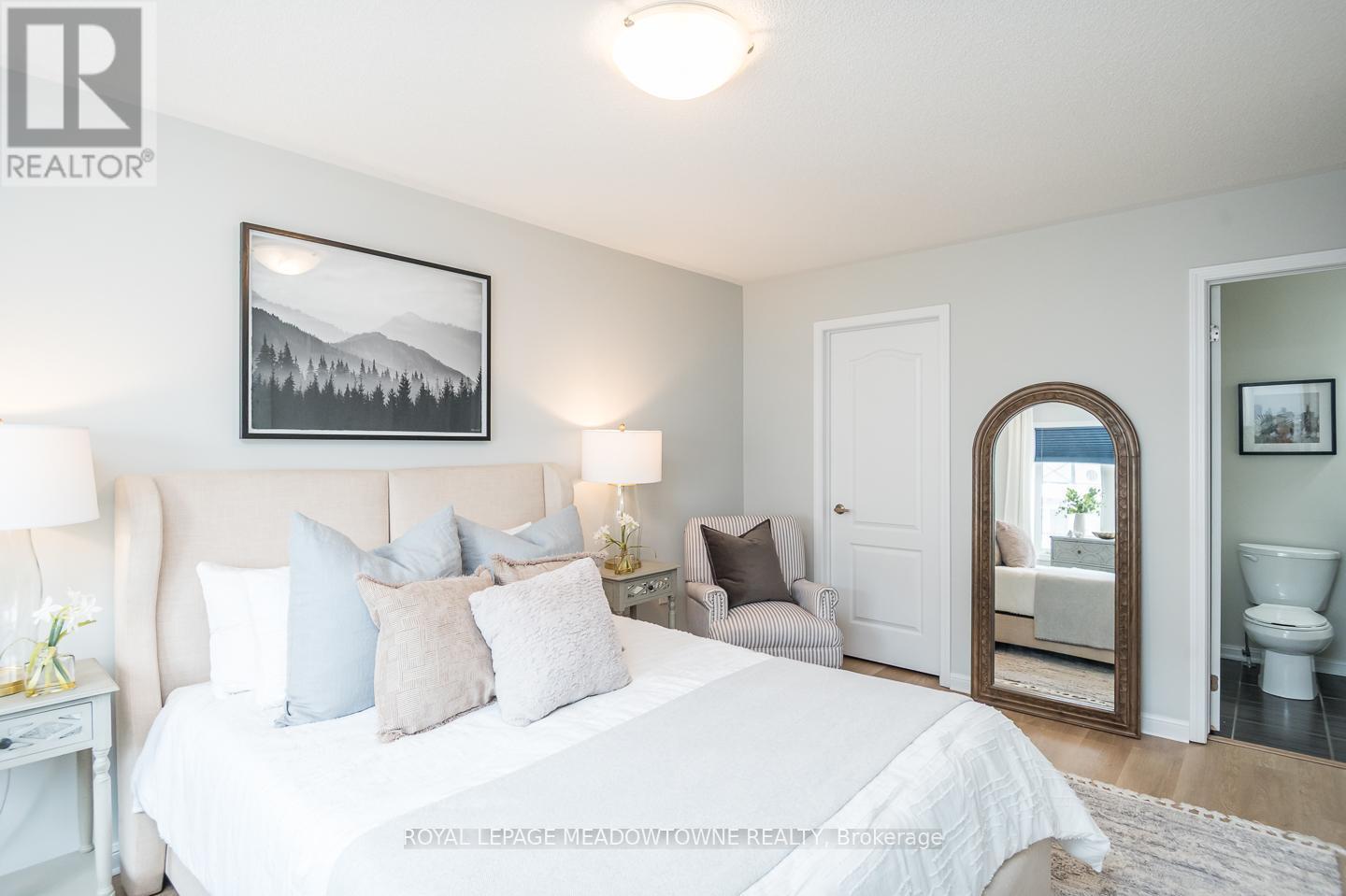 












12 - 1025 NADALIN HEIGHTS

,
Milton,




Ontario
L9T8R3

