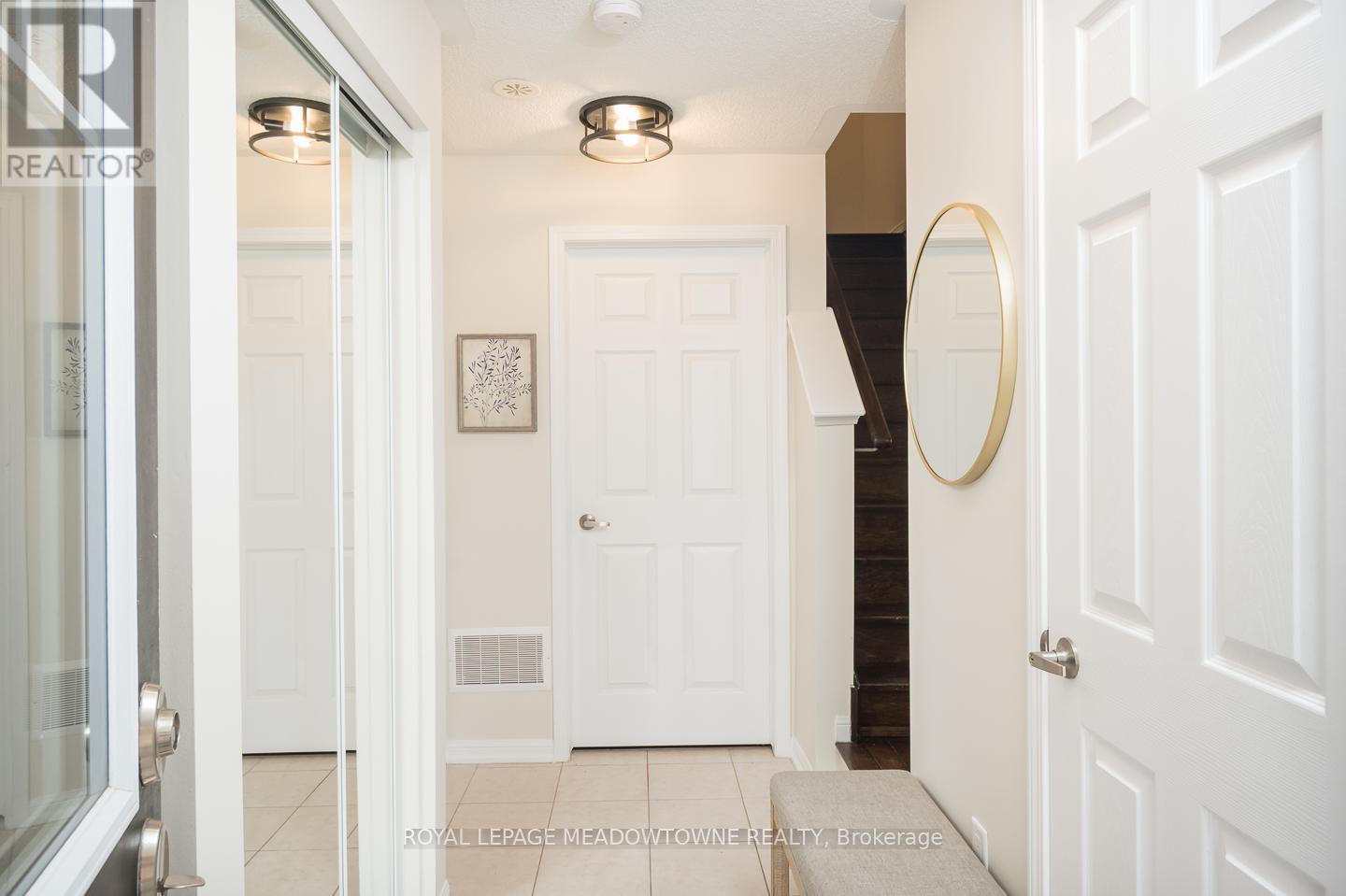 












12 - 1025 NADALIN HEIGHTS

,
Milton,




Ontario
L9T8R3

