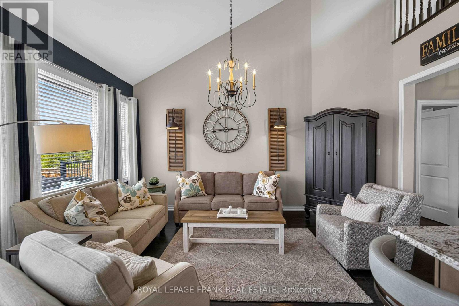 












2 RICHARD EASON COURT

,
Otonabee-South Monaghan,




Ontario
K9J0G4

