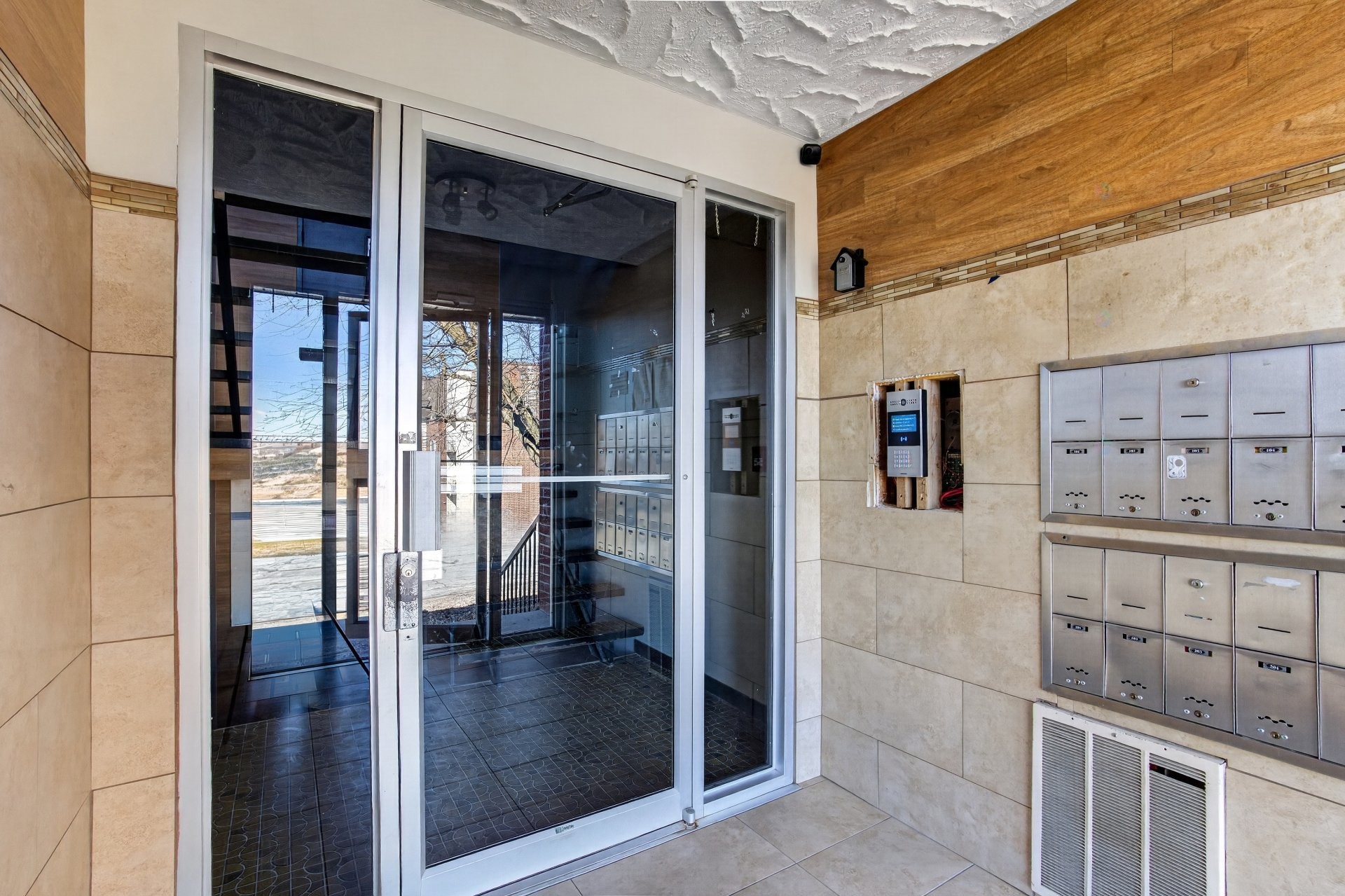 









915

 - 950


Rue des Blés

,
Sherbrooke (Fleurimont),




QC
J1E3J8

