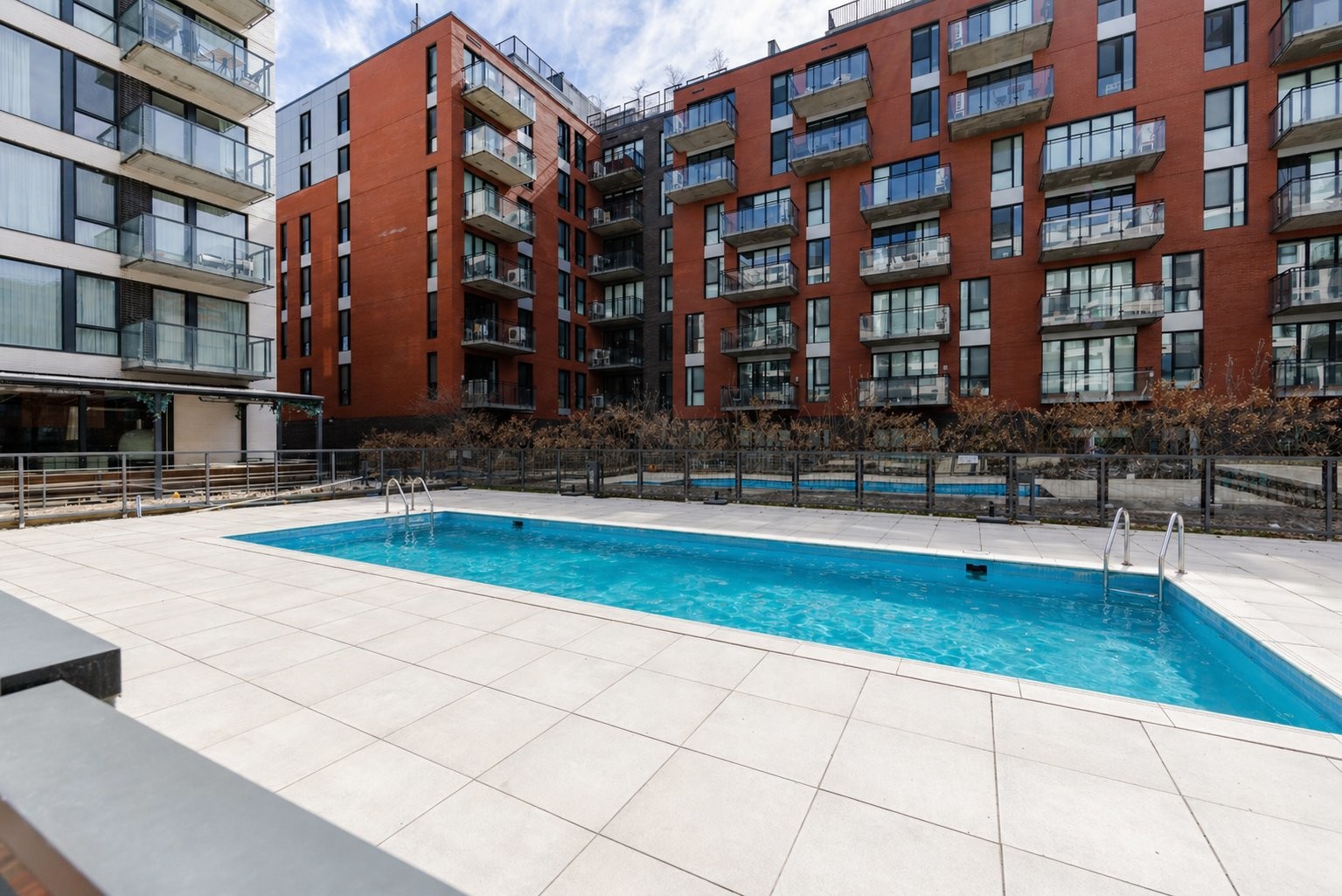 









385


Rue St-Martin

, 207,
Montréal (Le Sud-Ouest),




QC
H3J0C6

