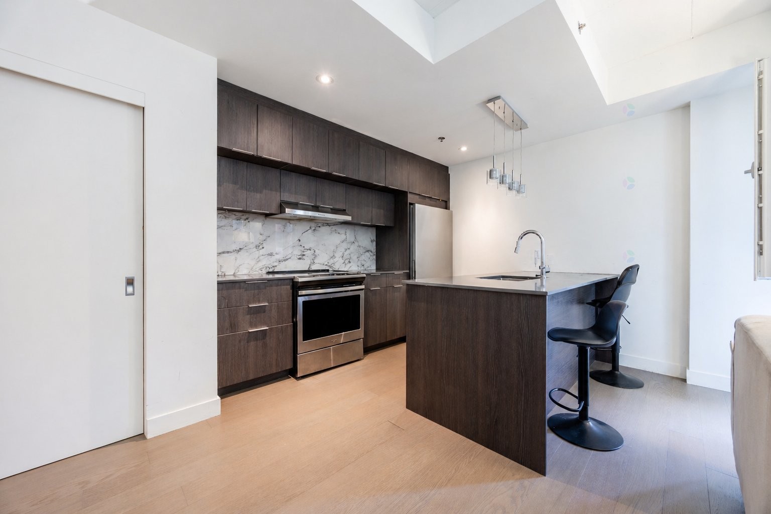 









385


Rue St-Martin

, 207,
Montréal (Le Sud-Ouest),




QC
H3J0C6

