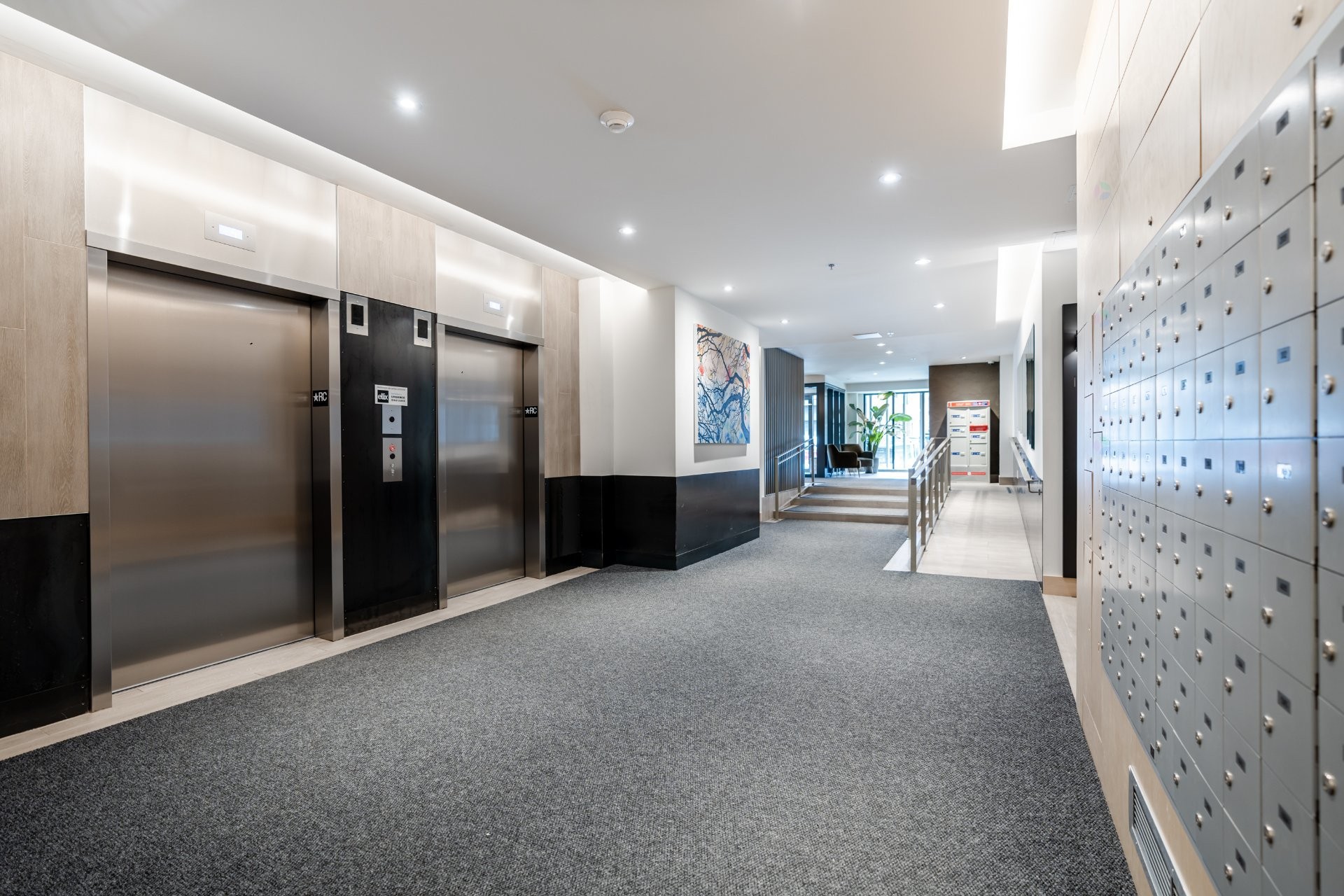 









385


Rue St-Martin

, 305,
Montréal (Le Sud-Ouest),




QC
H3J0C6


