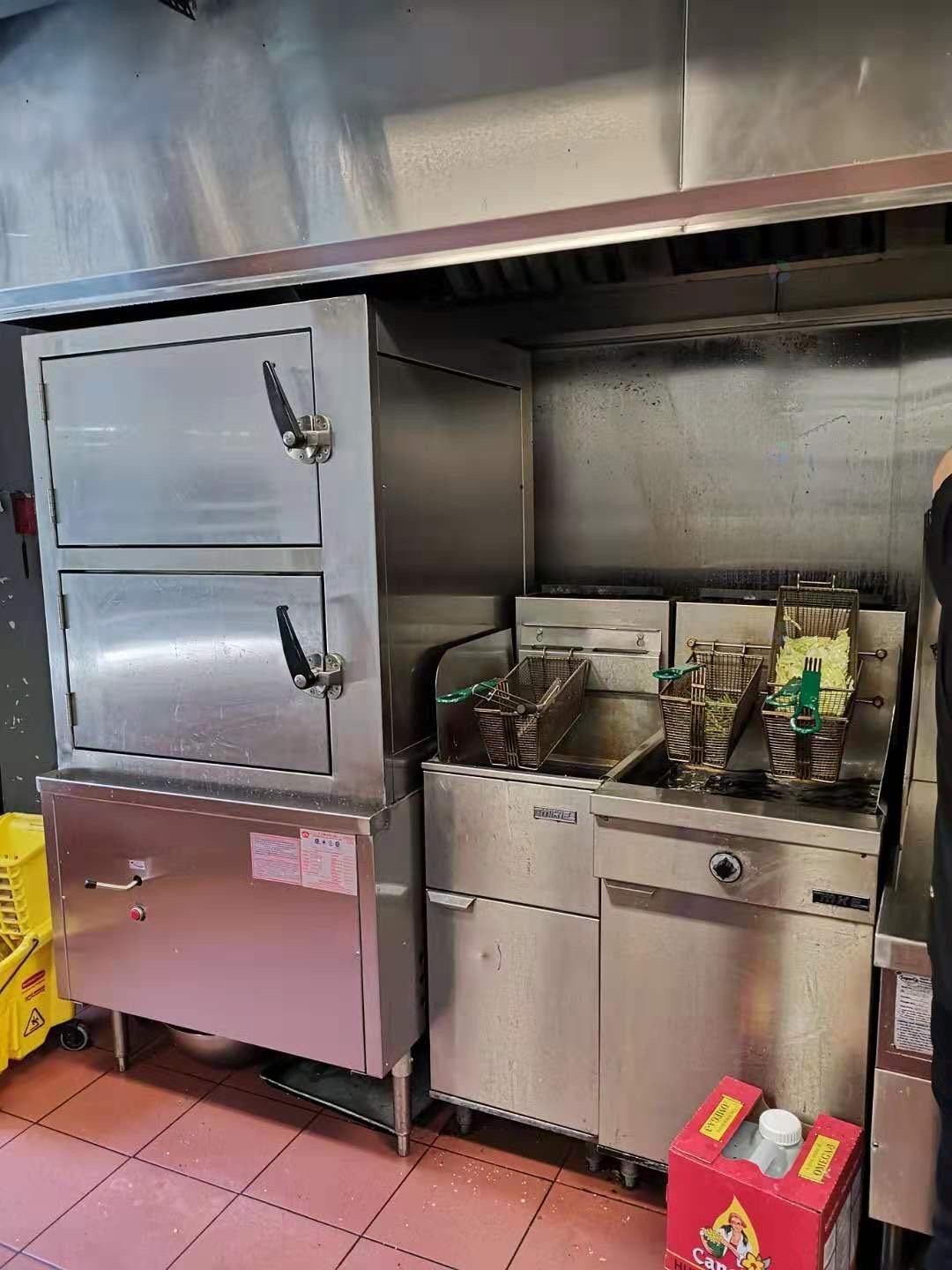 









1222


Rue Bishop

,
Montréal (Ville-Marie),




QC
H3G2E3

