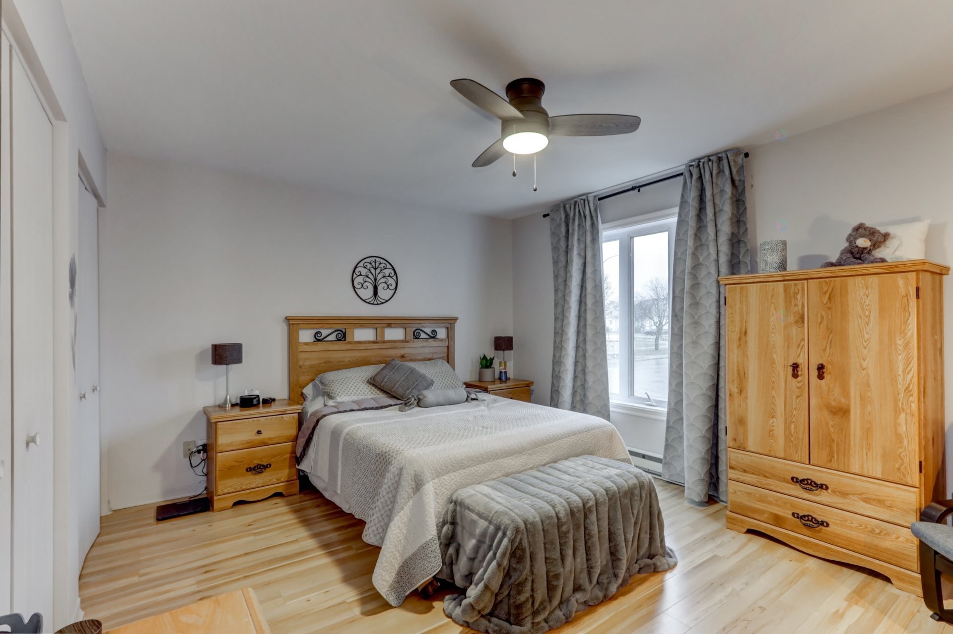 









222

 - 226


Rue des Primevères

,
Sainte-Thérèse,




QC
J7E5L2

