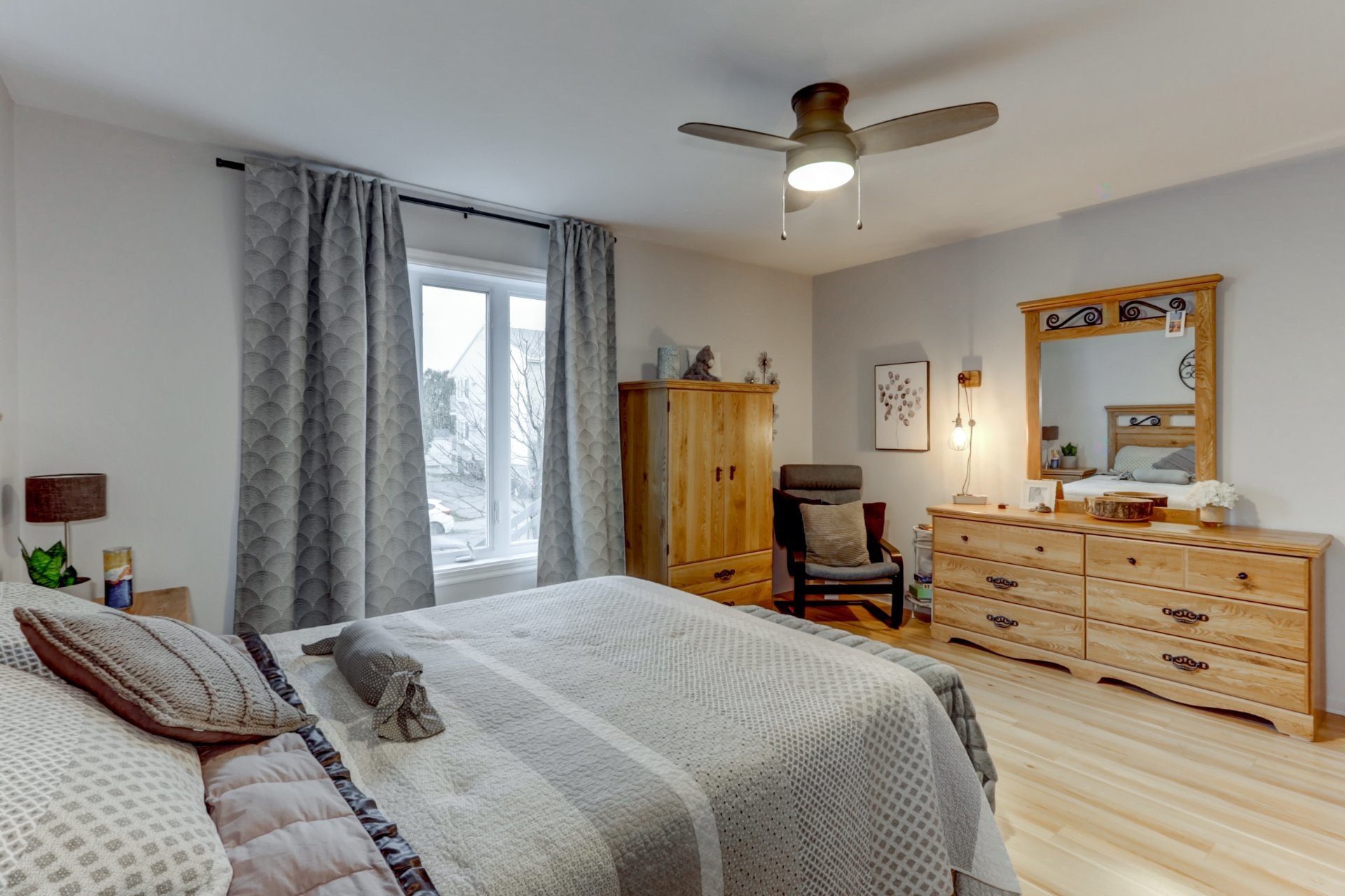 









222

 - 226


Rue des Primevères

,
Sainte-Thérèse,




QC
J7E5L2

