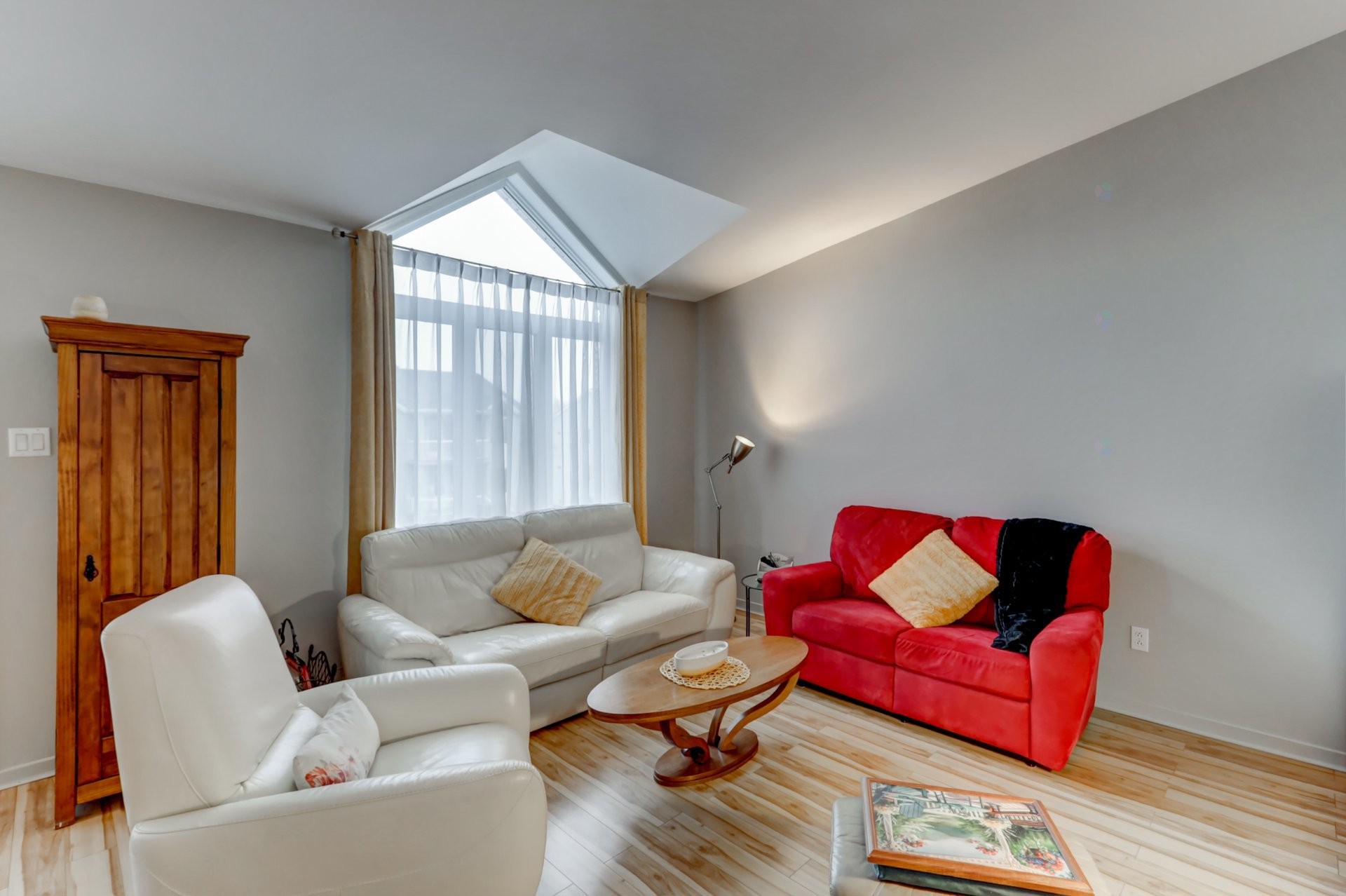 









222

 - 226


Rue des Primevères

,
Sainte-Thérèse,




QC
J7E5L2

