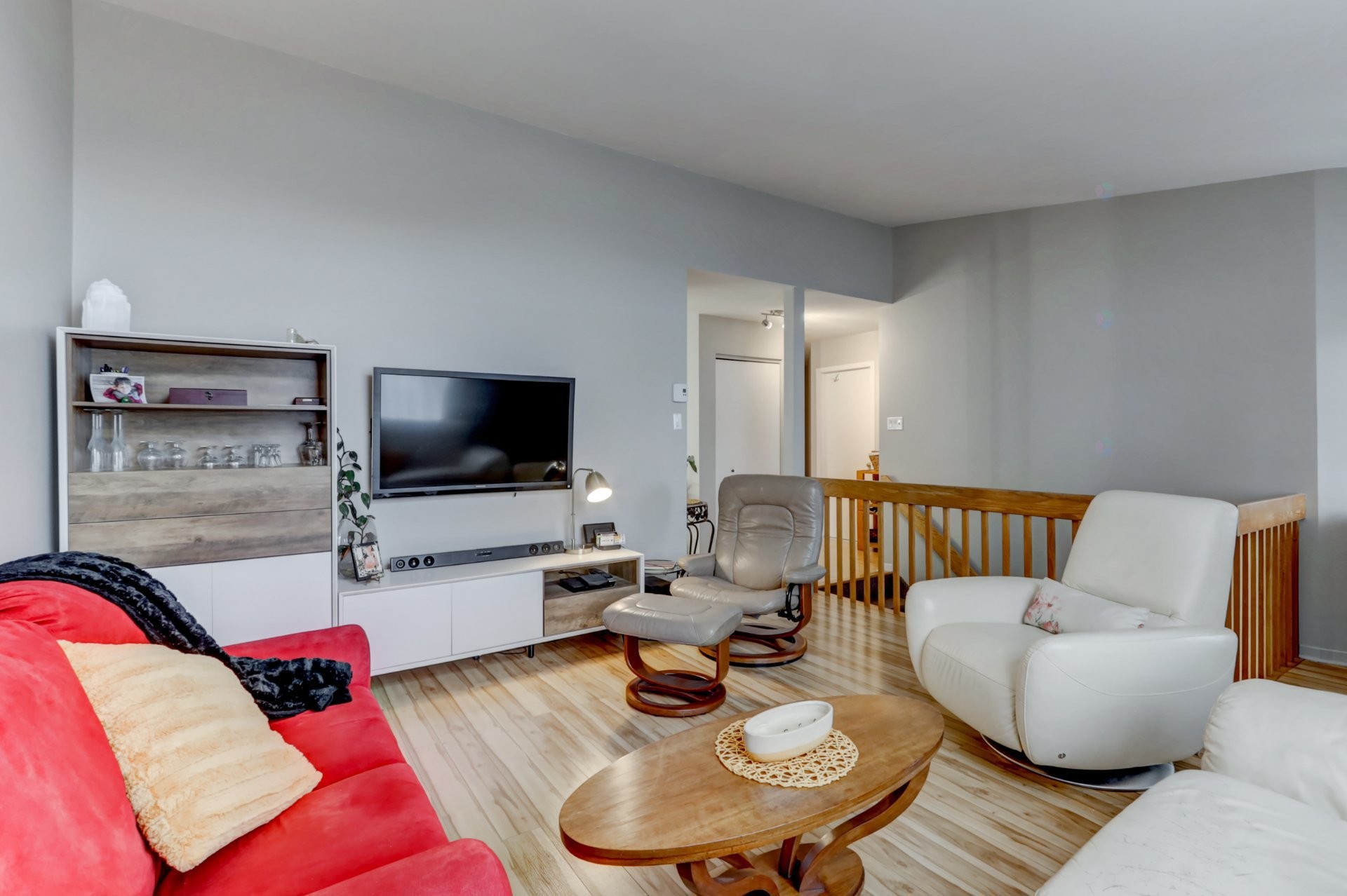 









222

 - 226


Rue des Primevères

,
Sainte-Thérèse,




QC
J7E5L2

