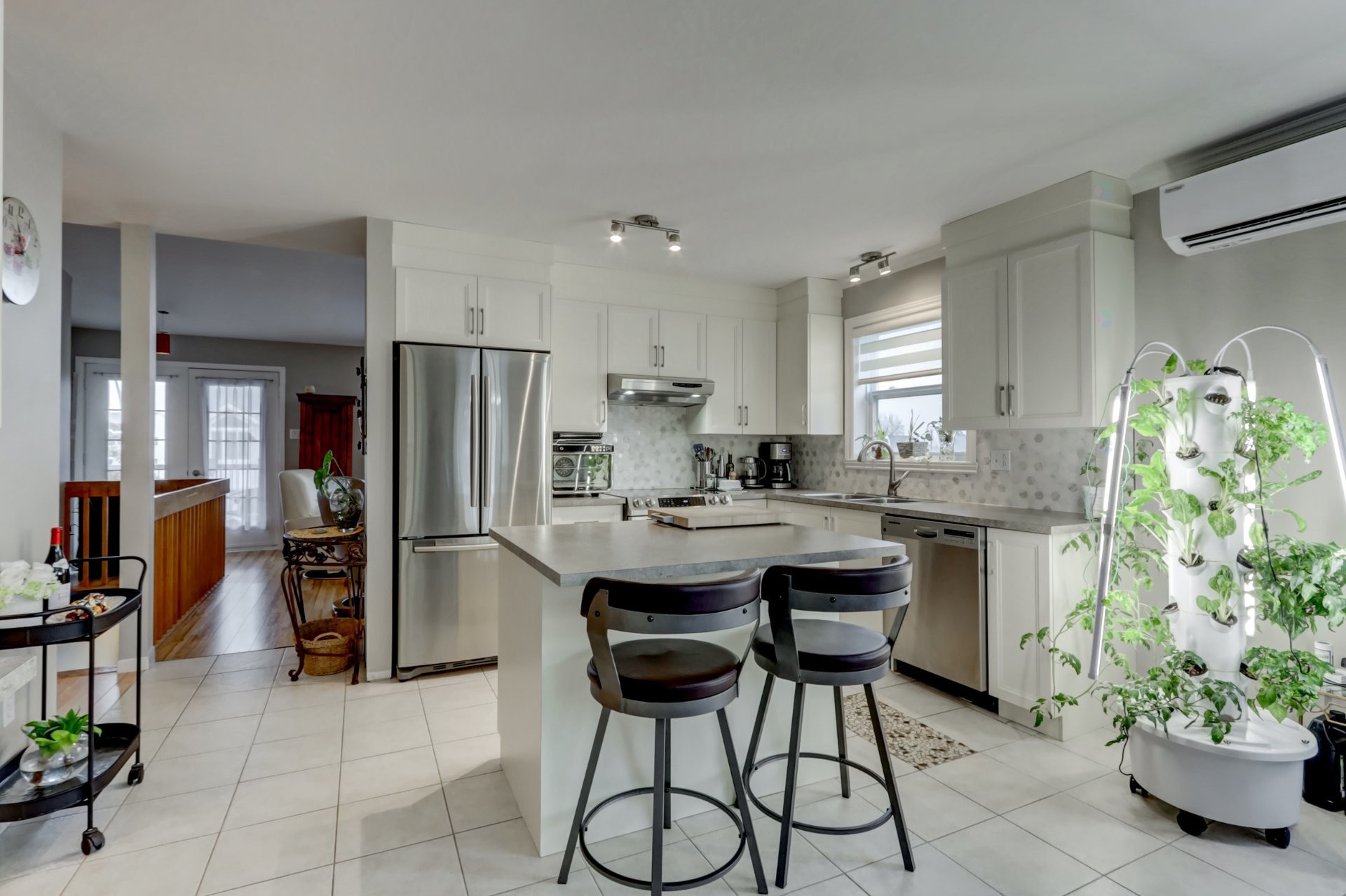 









222

 - 226


Rue des Primevères

,
Sainte-Thérèse,




QC
J7E5L2

